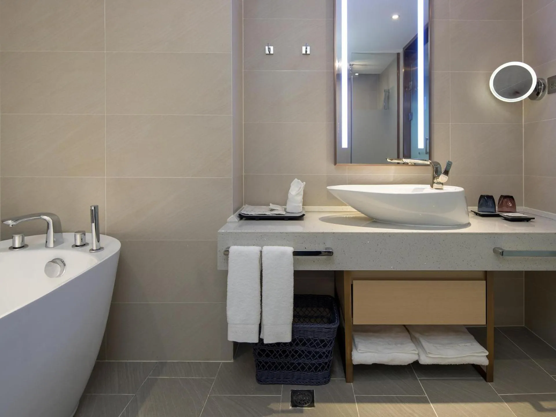 Lavande Hotel Yangchun Donghu