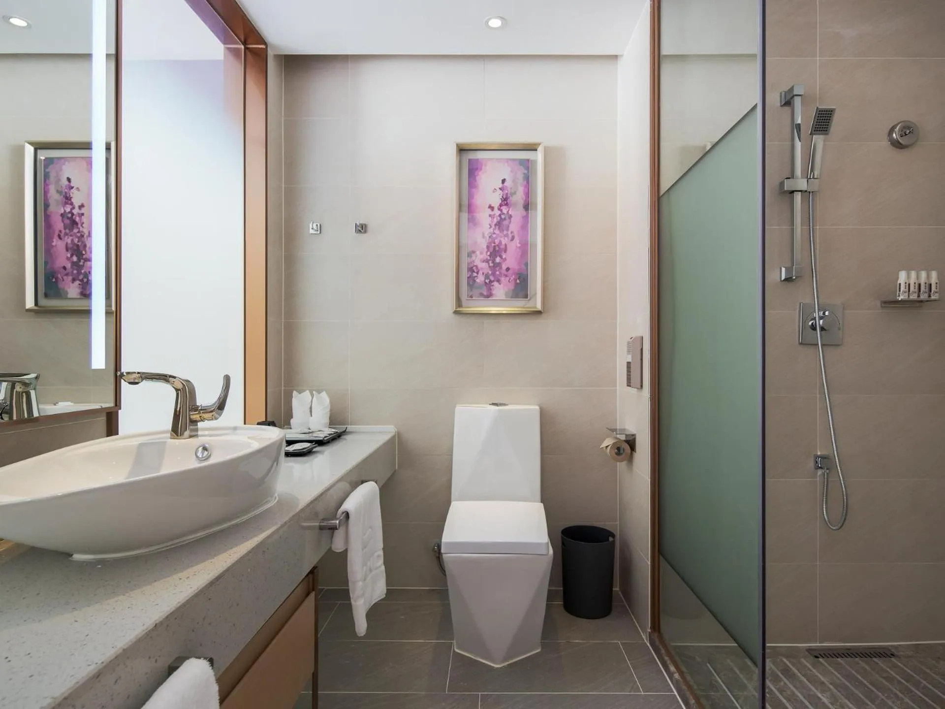 Lavande Hotel Yangchun Donghu