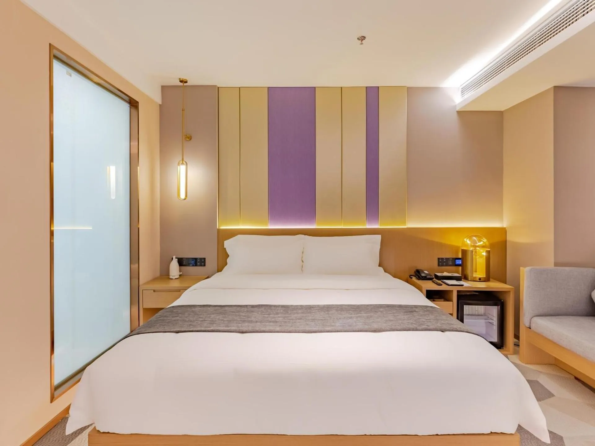 Bed in Lavande Hotel Lujiang Zhouyu Avenue