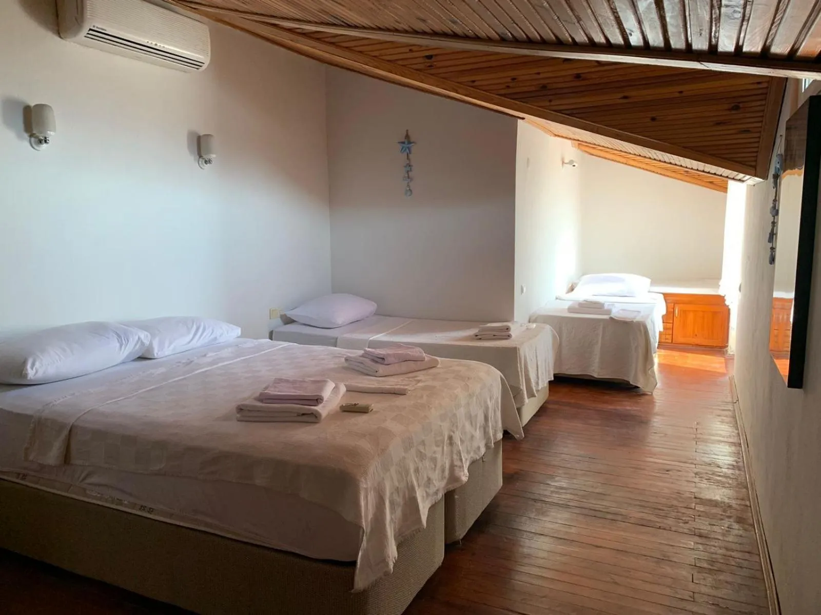 Bed in Datca Villa Carla Hotel