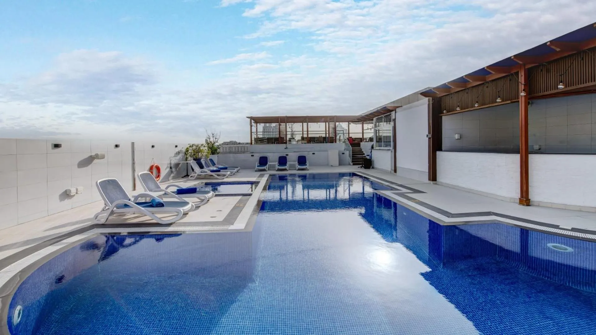 Swimming pool in Donatello Hotel