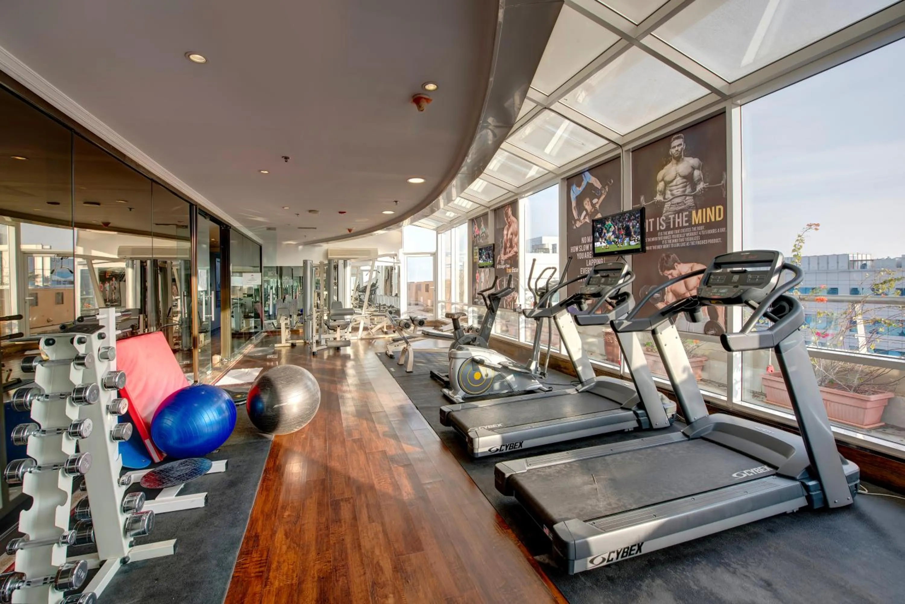 Fitness centre/facilities in Donatello Hotel