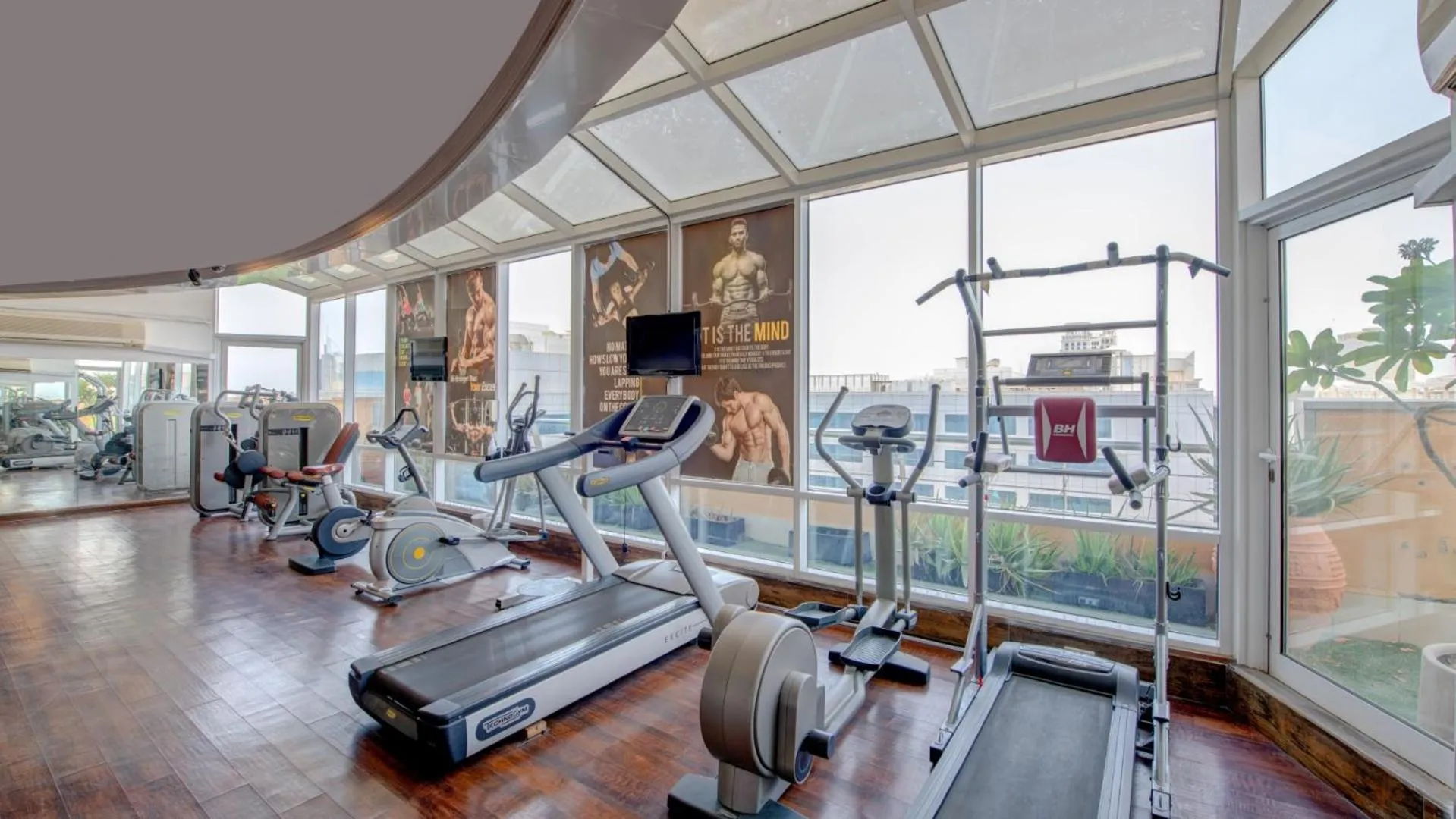Fitness centre/facilities in Donatello Hotel