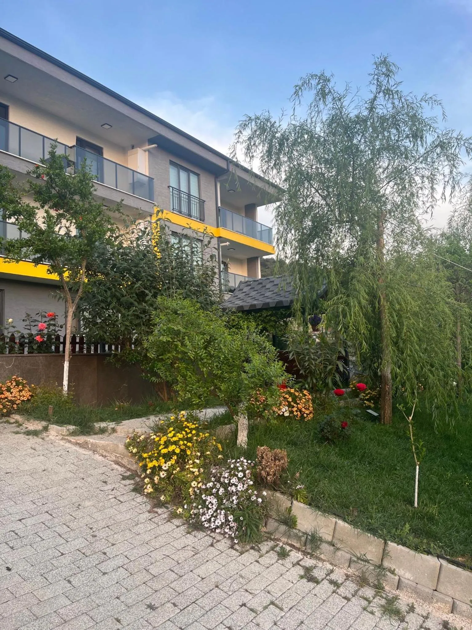 Garden in Golden Hour Apartment بورصة شقة مريحة Bursa Nilufer مَنْظَرٌ جَمِيلٌ