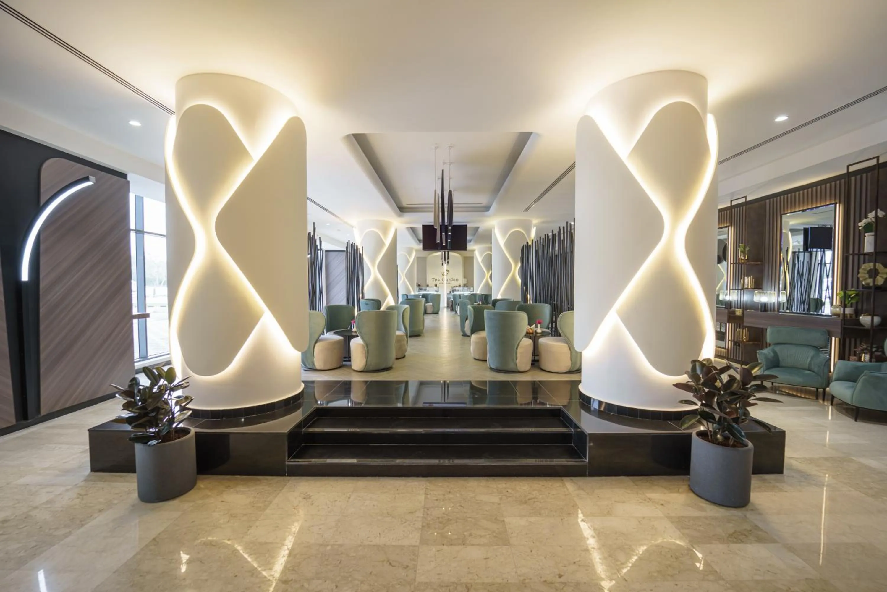 Seating area in Hotel Holiday International