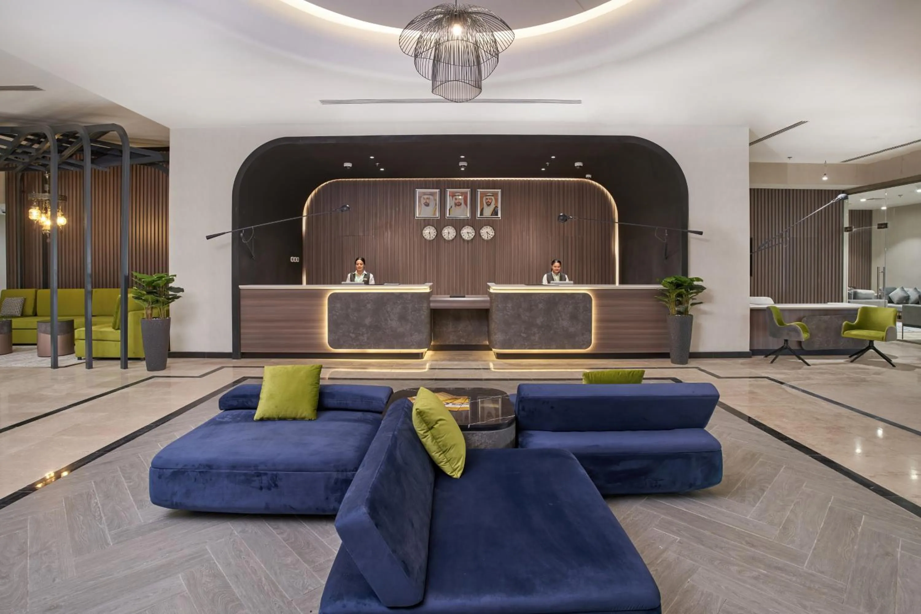 Lobby or reception in Hotel Holiday International