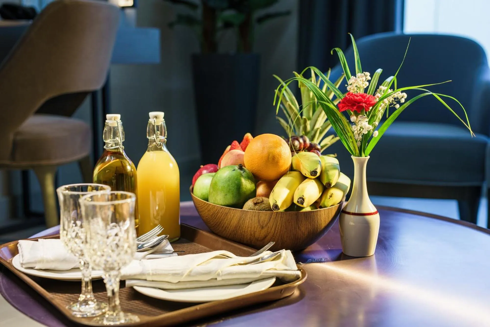 Drinks in Hotel Holiday International