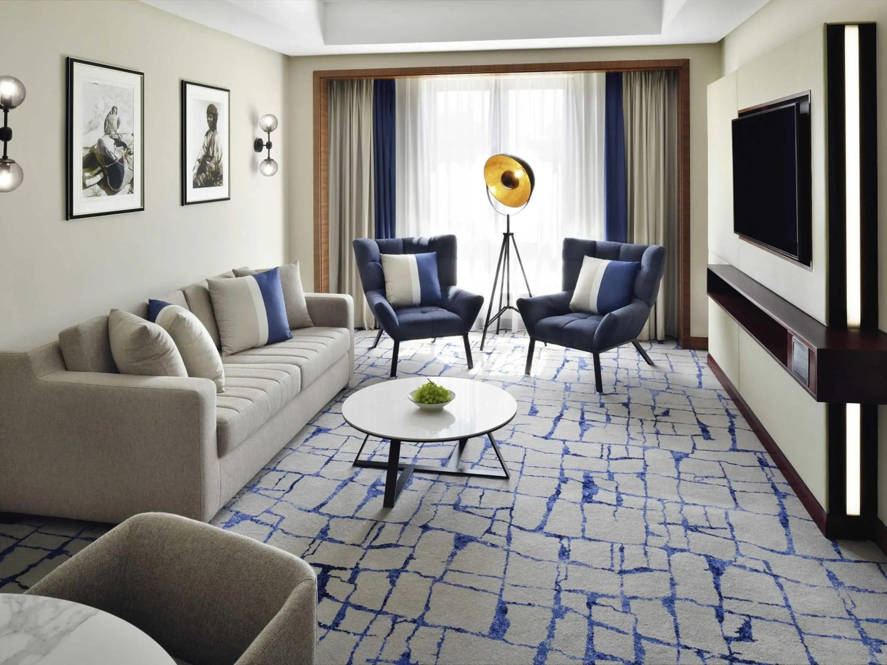 Deluxe Suite in Mövenpick Hotel & Apartments Bur Dubai Deluxe Suite in Mövenpick Hotel & Apartments Bur Dubai