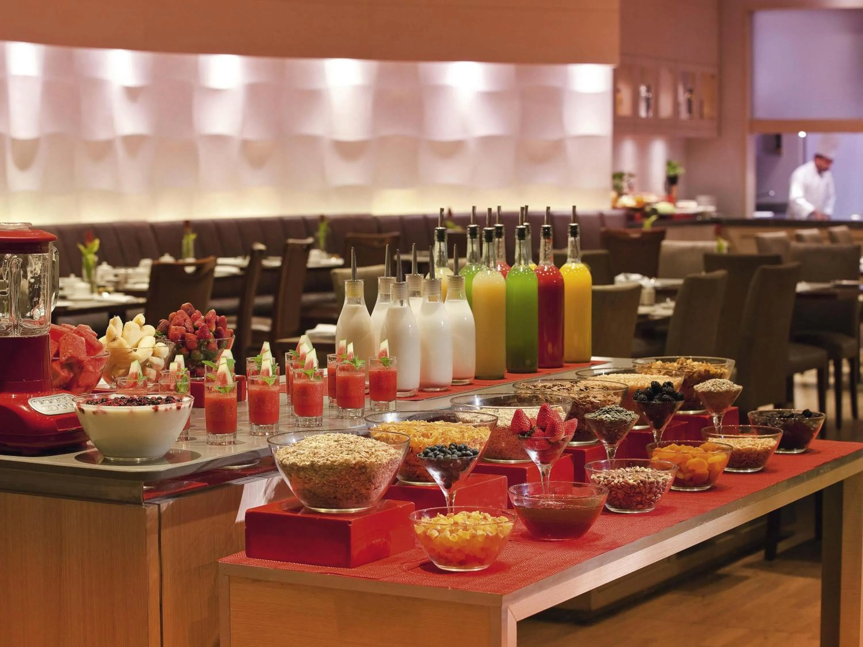 Breakfast in Mövenpick Hotel & Apartments Bur Dubai