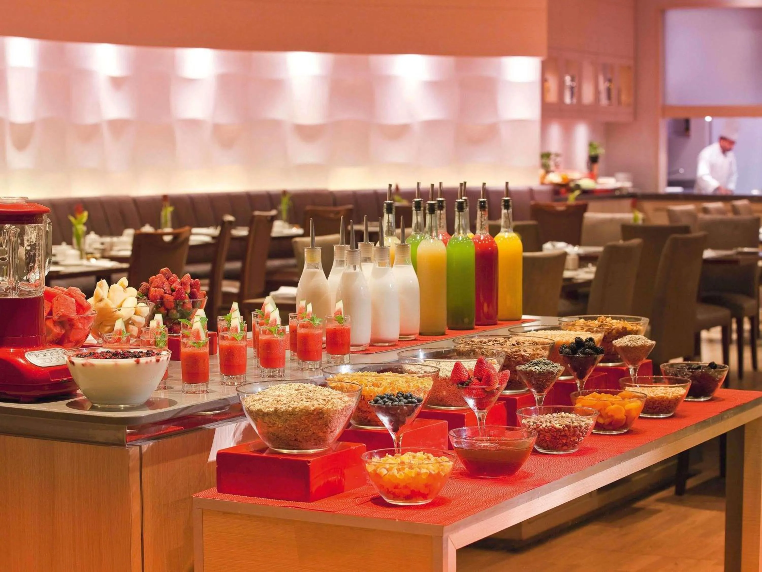 Breakfast in Mövenpick Hotel & Apartments Bur Dubai
