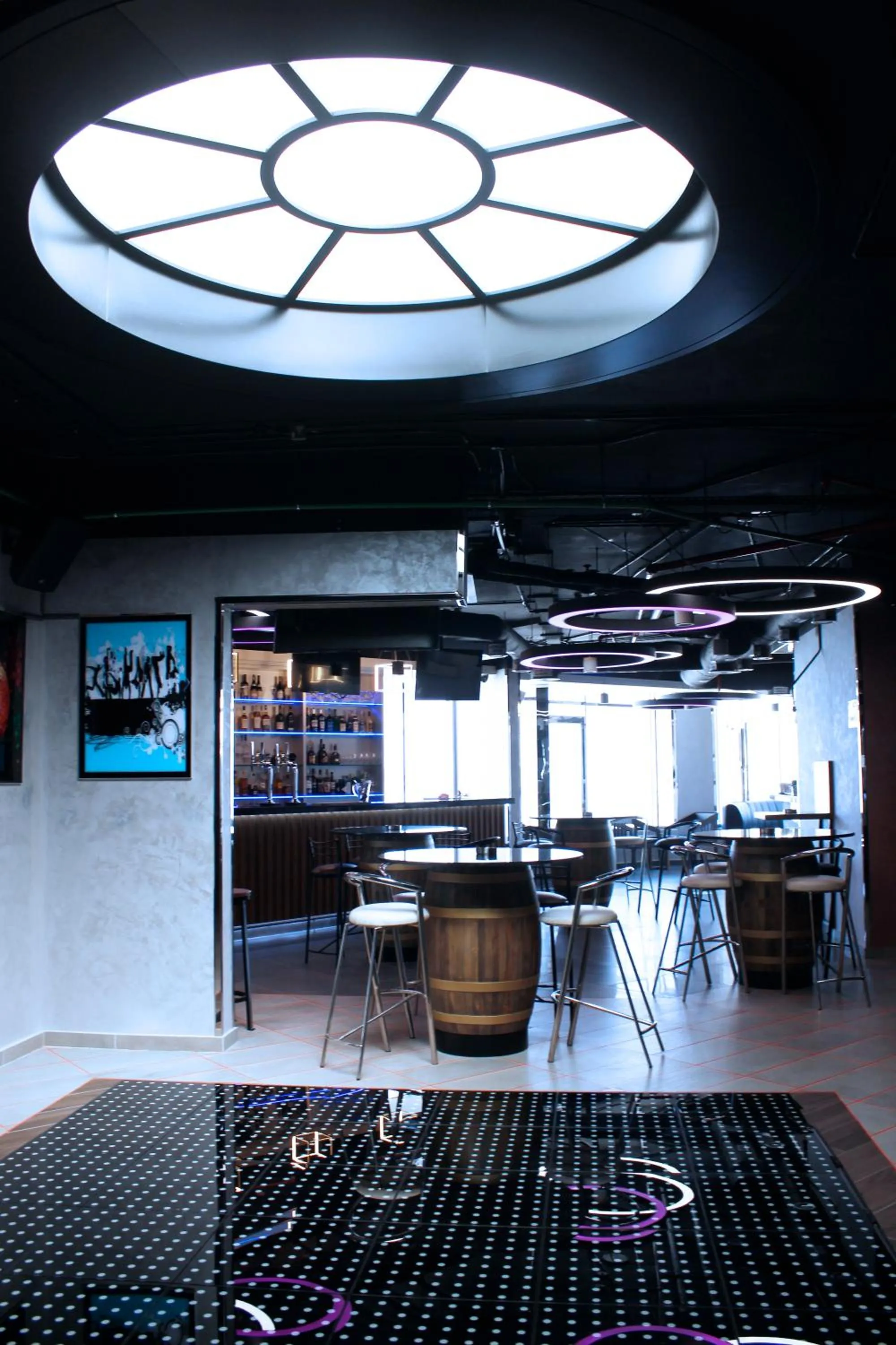 Restaurant/places to eat in Al Diar Dana Hotel