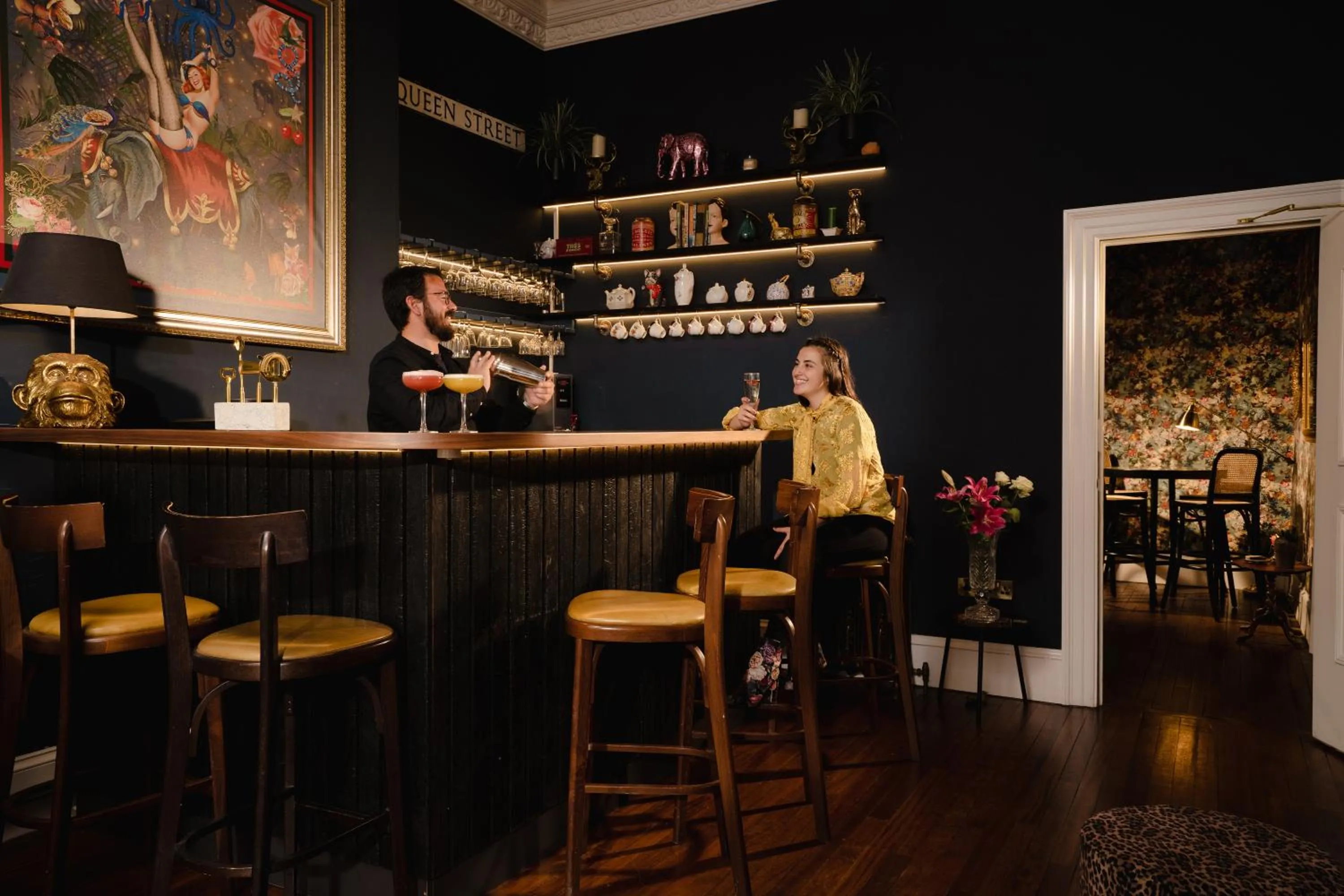 Restaurant/places to eat in The Harrison Chambers of Distinction