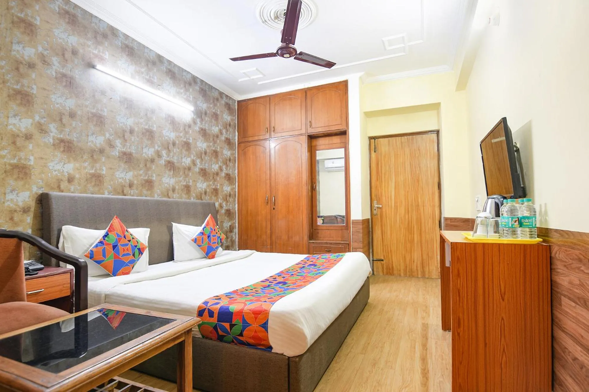 Bed in FabHotel Prime Praathana
