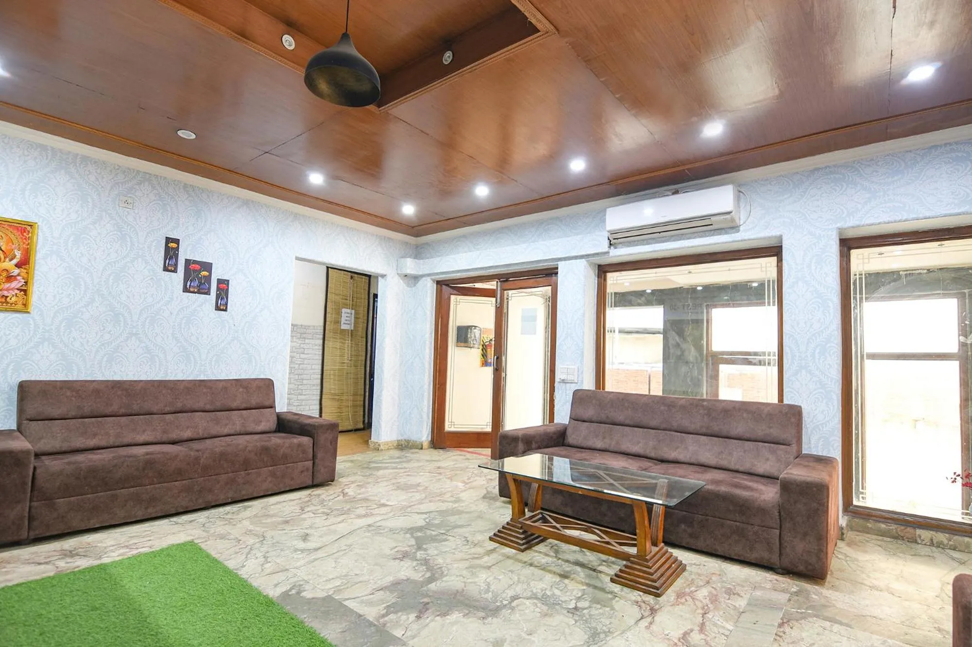 Seating area in FabHotel Prime Praathana