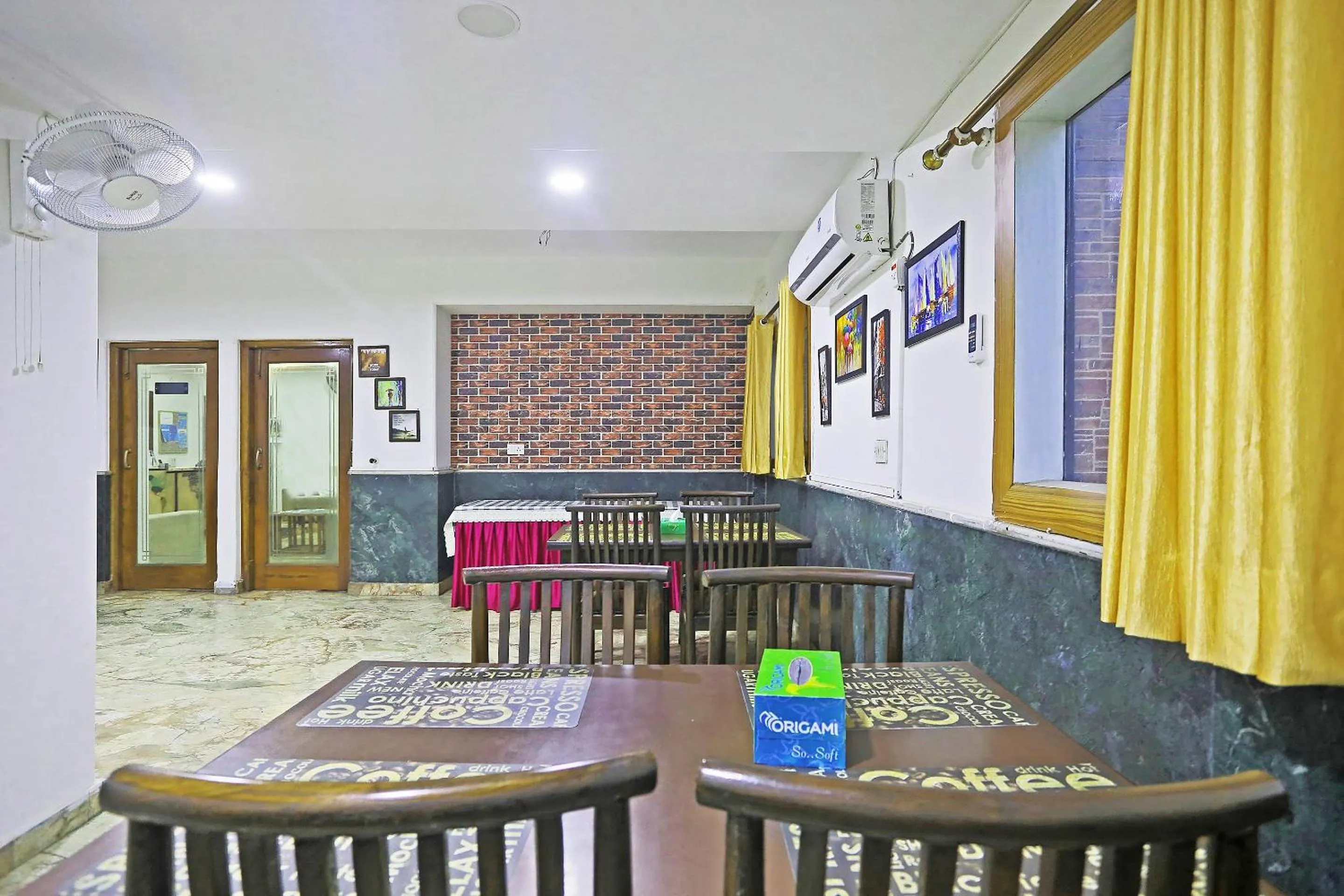 Dining area in Capital O Perfect Inn