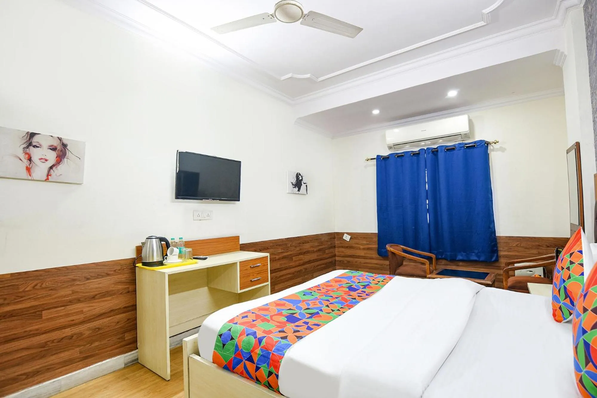 Bed in FabHotel Prime Praathana