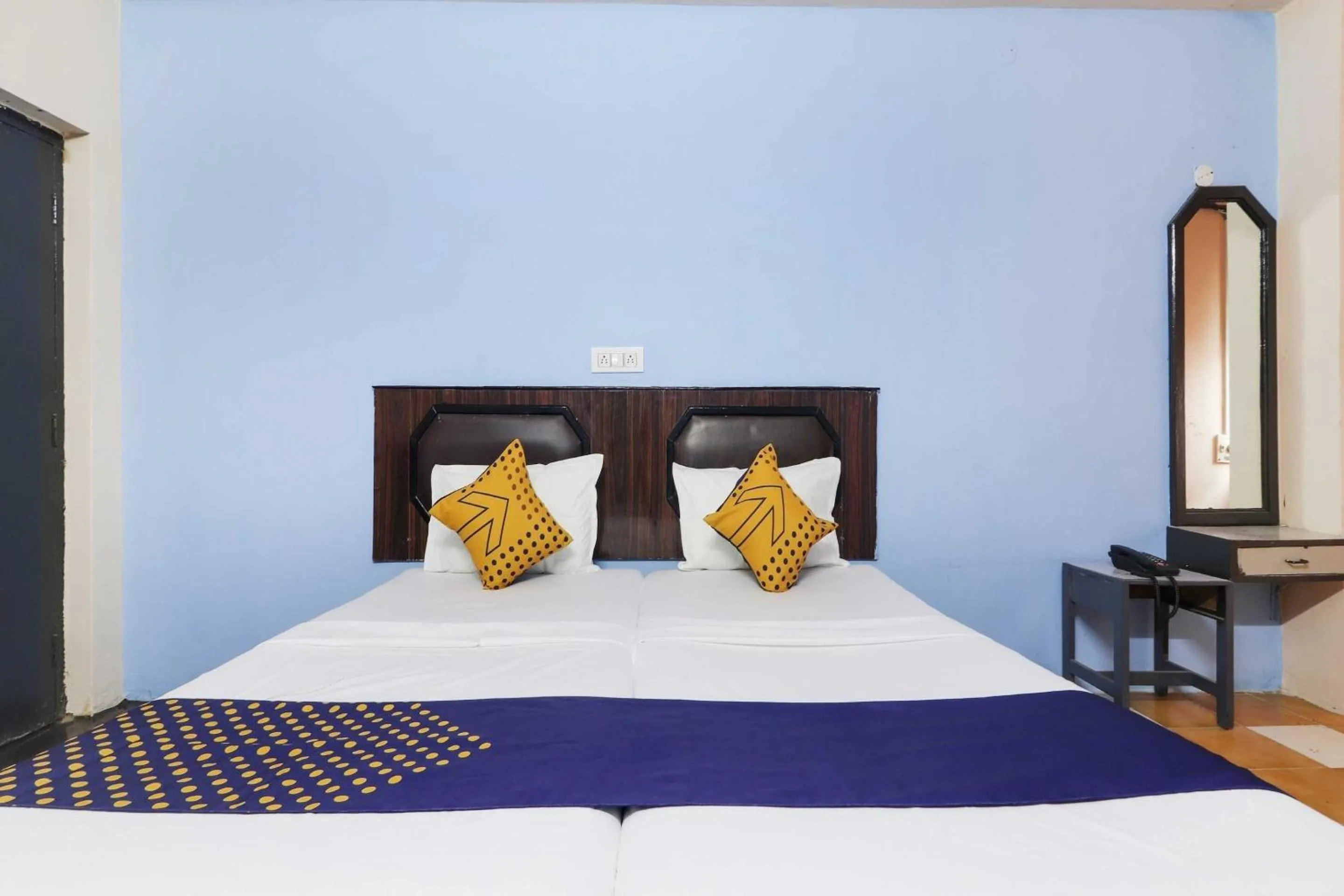 Bedroom, Bed in Hotel O 74966 Shree Amardeep Hotel