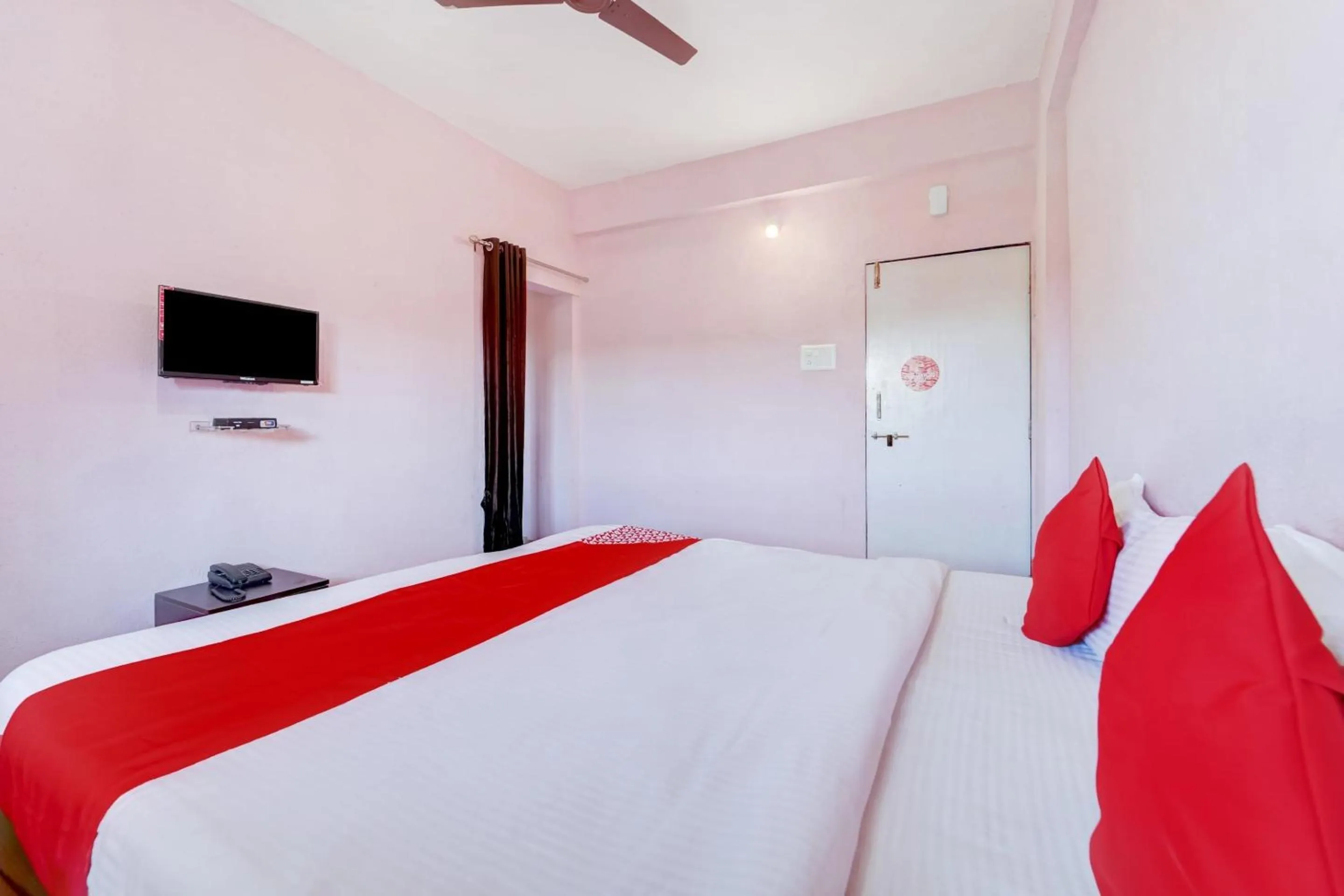 Bedroom, Bed in Hotel O Sai Residenci