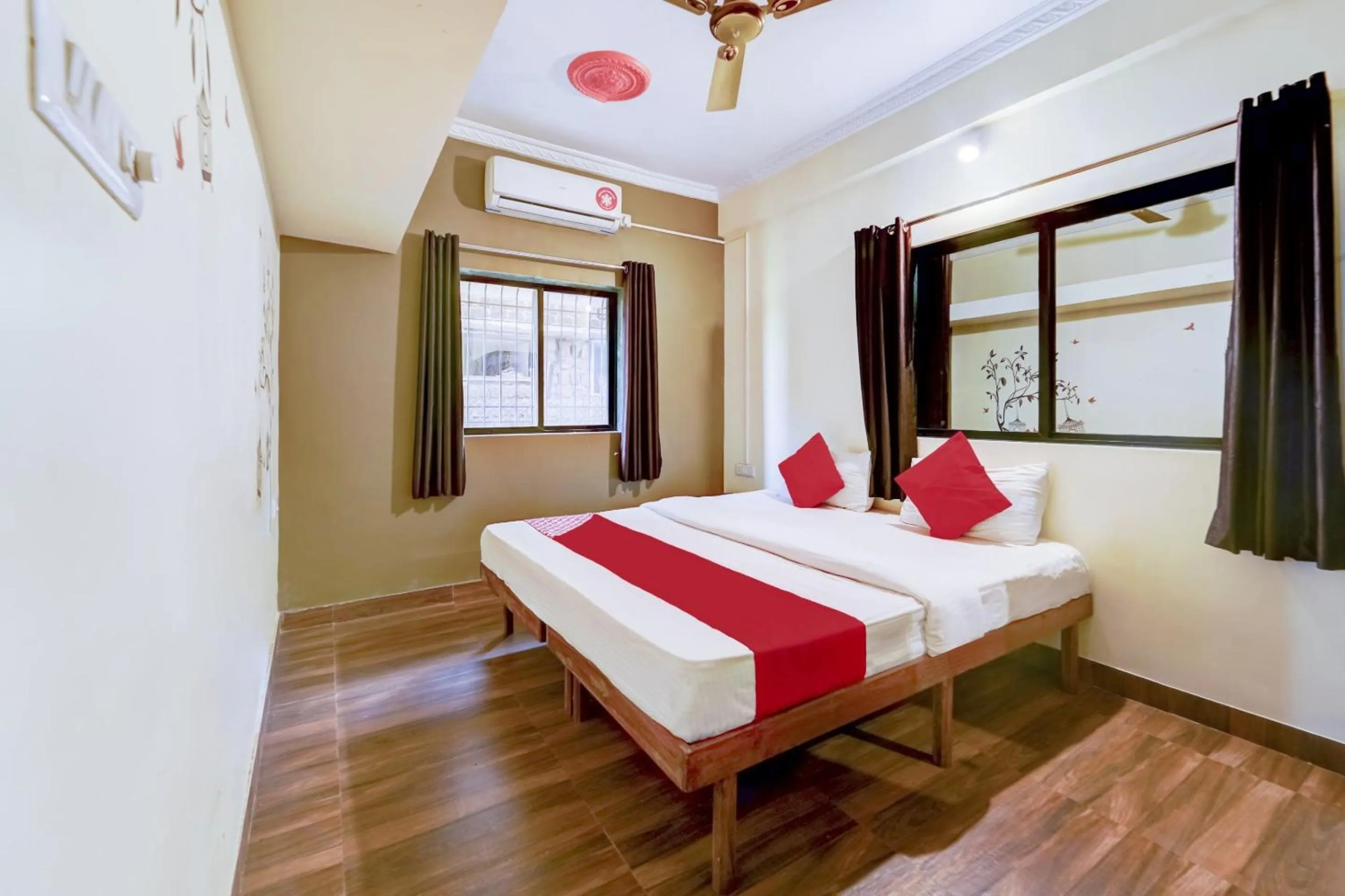 Bedroom, Bed in Hotel O Sai Residenci