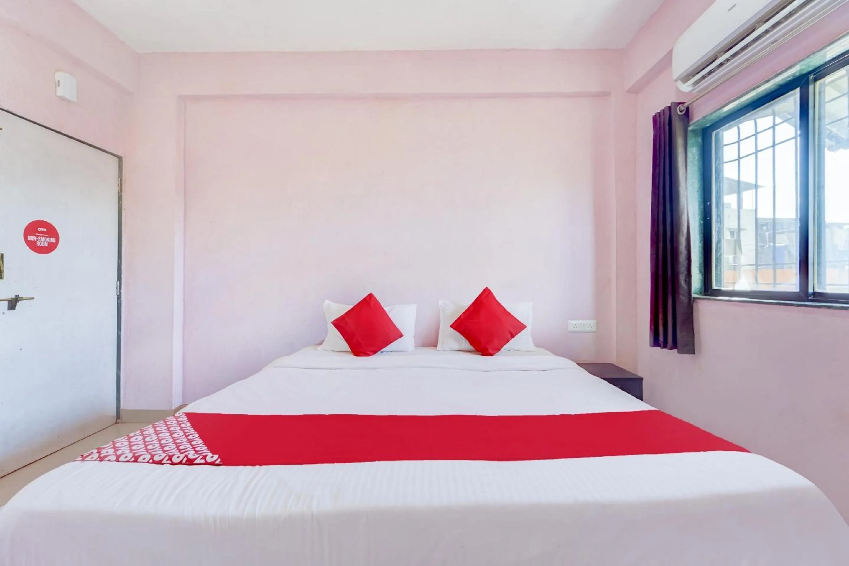 Bedroom, Bed in Hotel O Sai Residenci