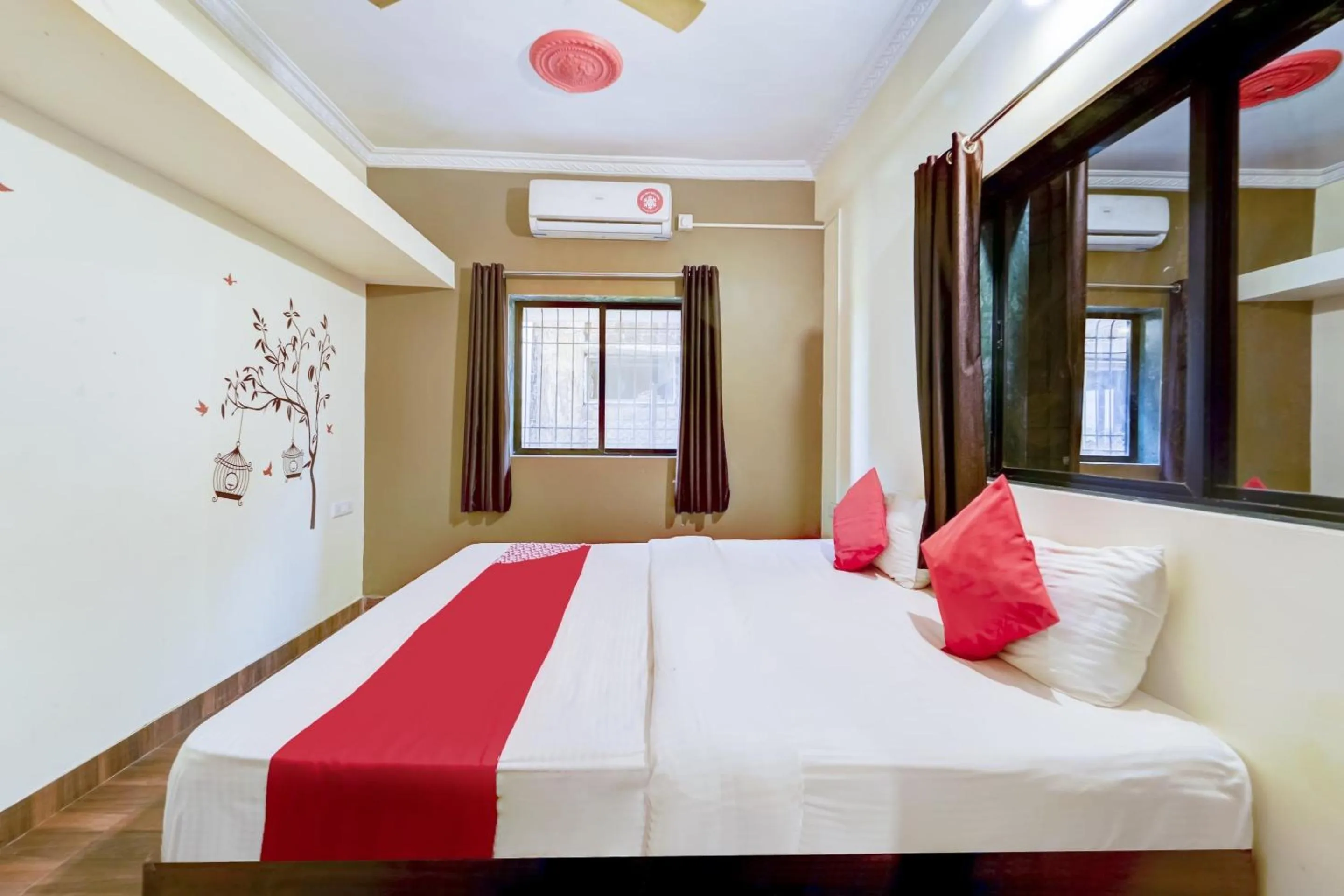 Bedroom, Bed in Hotel O Sai Residenci