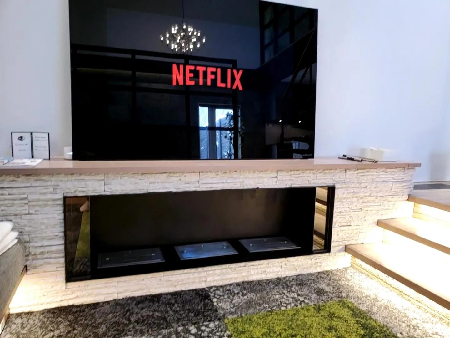 TV and multimedia in Pres de La Mer