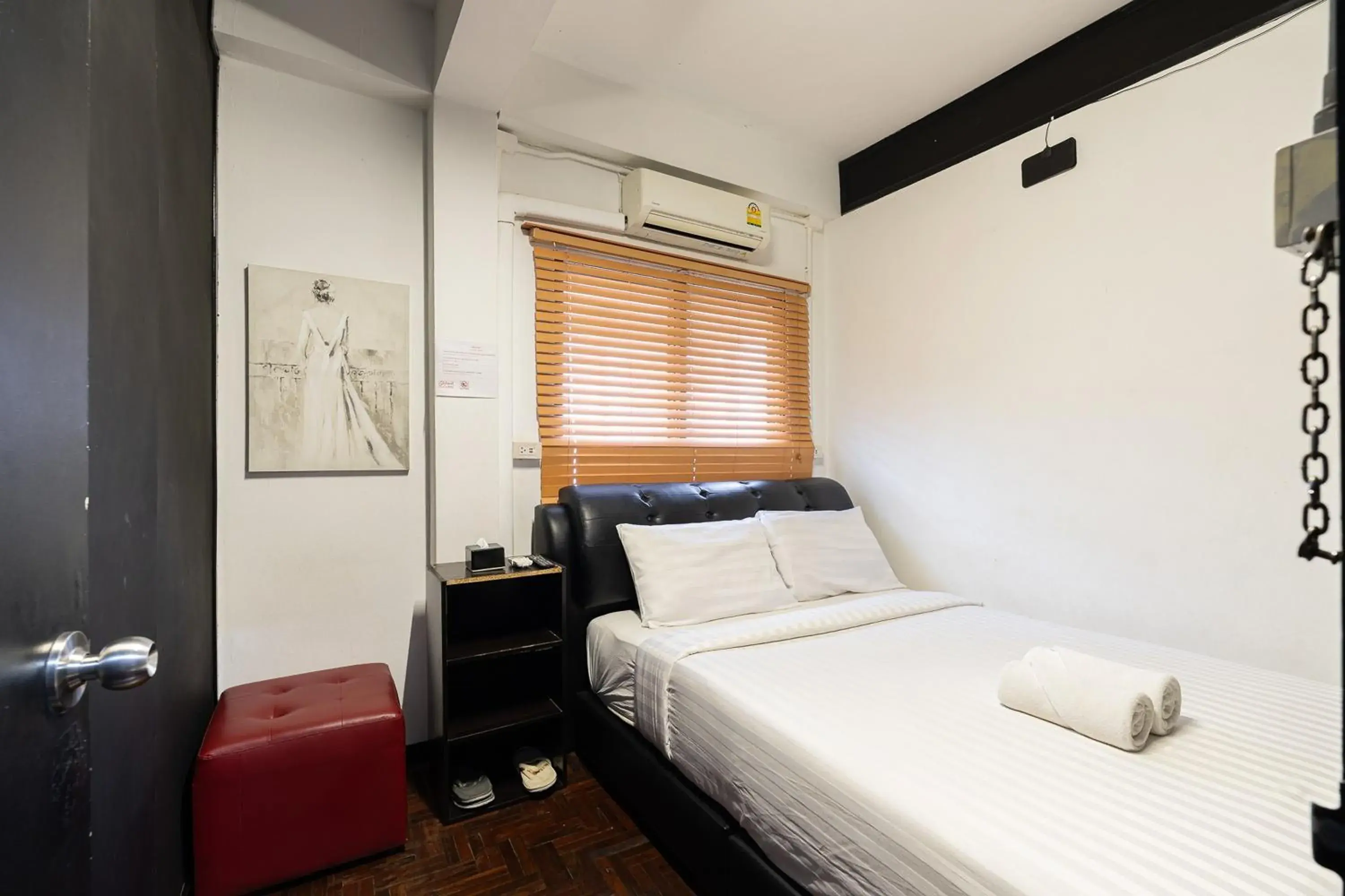 Standard Double Room with Shared Bathroom in KAYAN Hostel Standard Double Room with Shared Bathroom in KAYAN Hostel