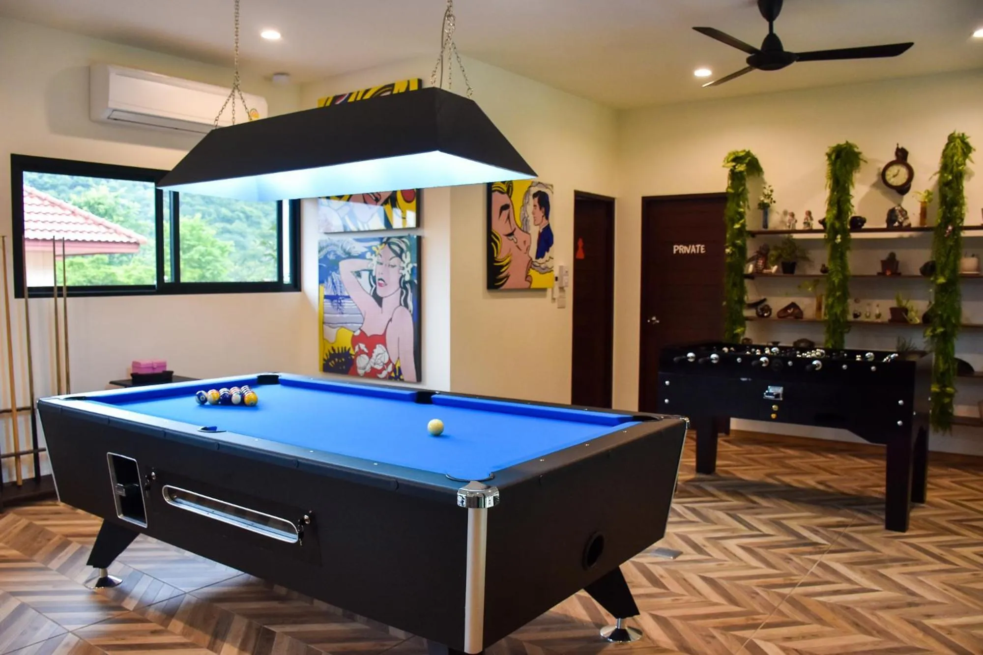 Communal lounge/ TV room in JINGLE JUNGLE RESORT KHAOYAI