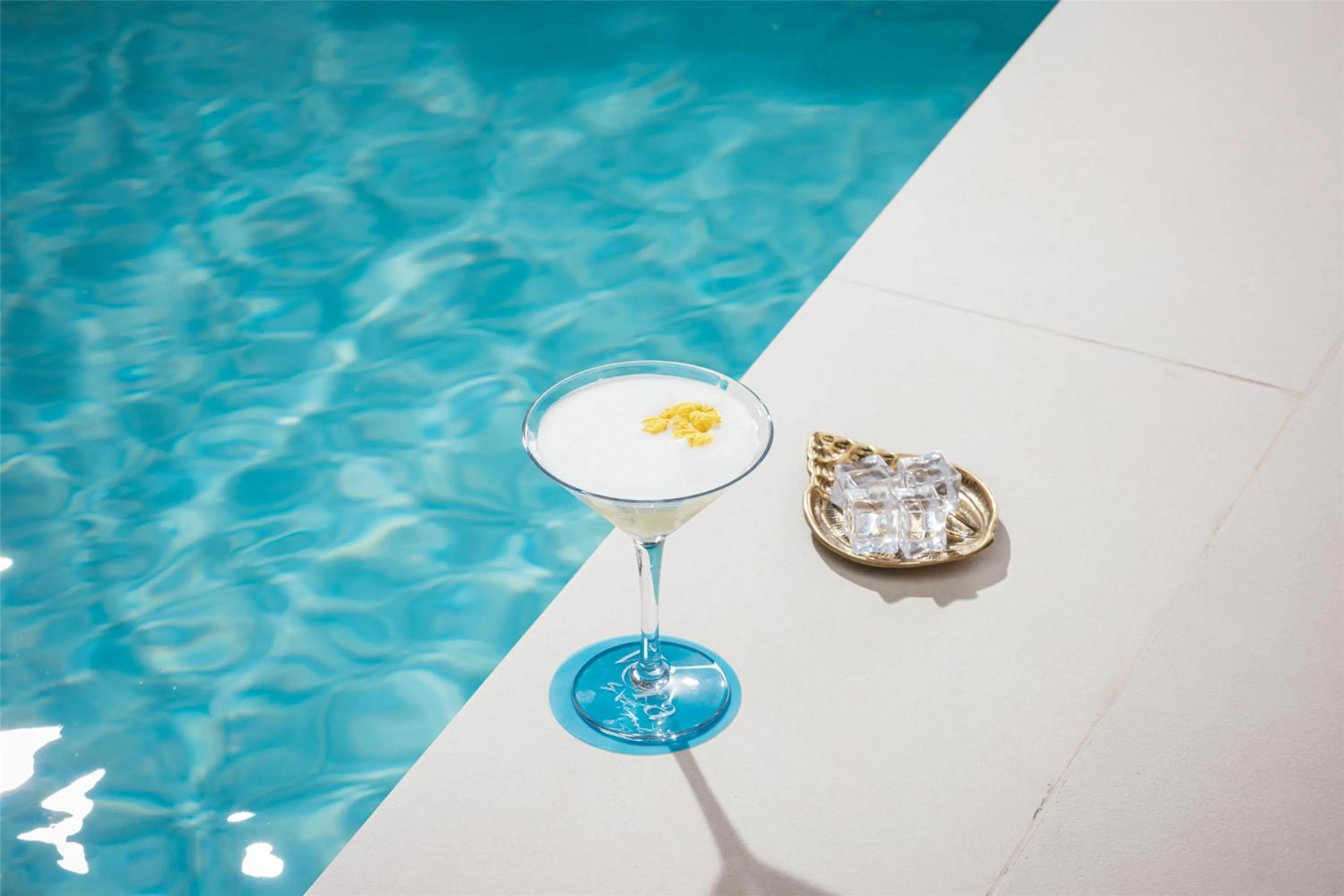 Pool view in Kempinski Hotel Mall of the Emirates, Dubai