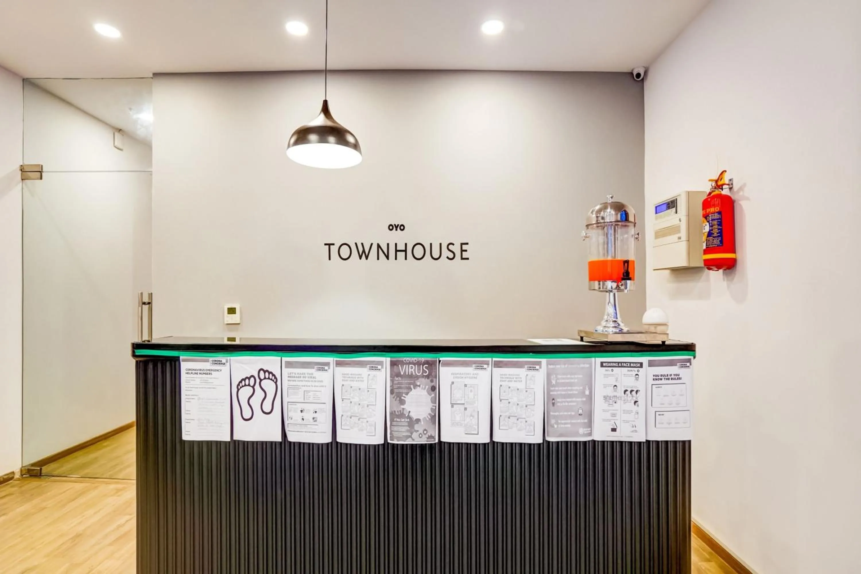 Lobby or reception in Super Townhouse Sector 19 Fun Republic Mall Indiranagar