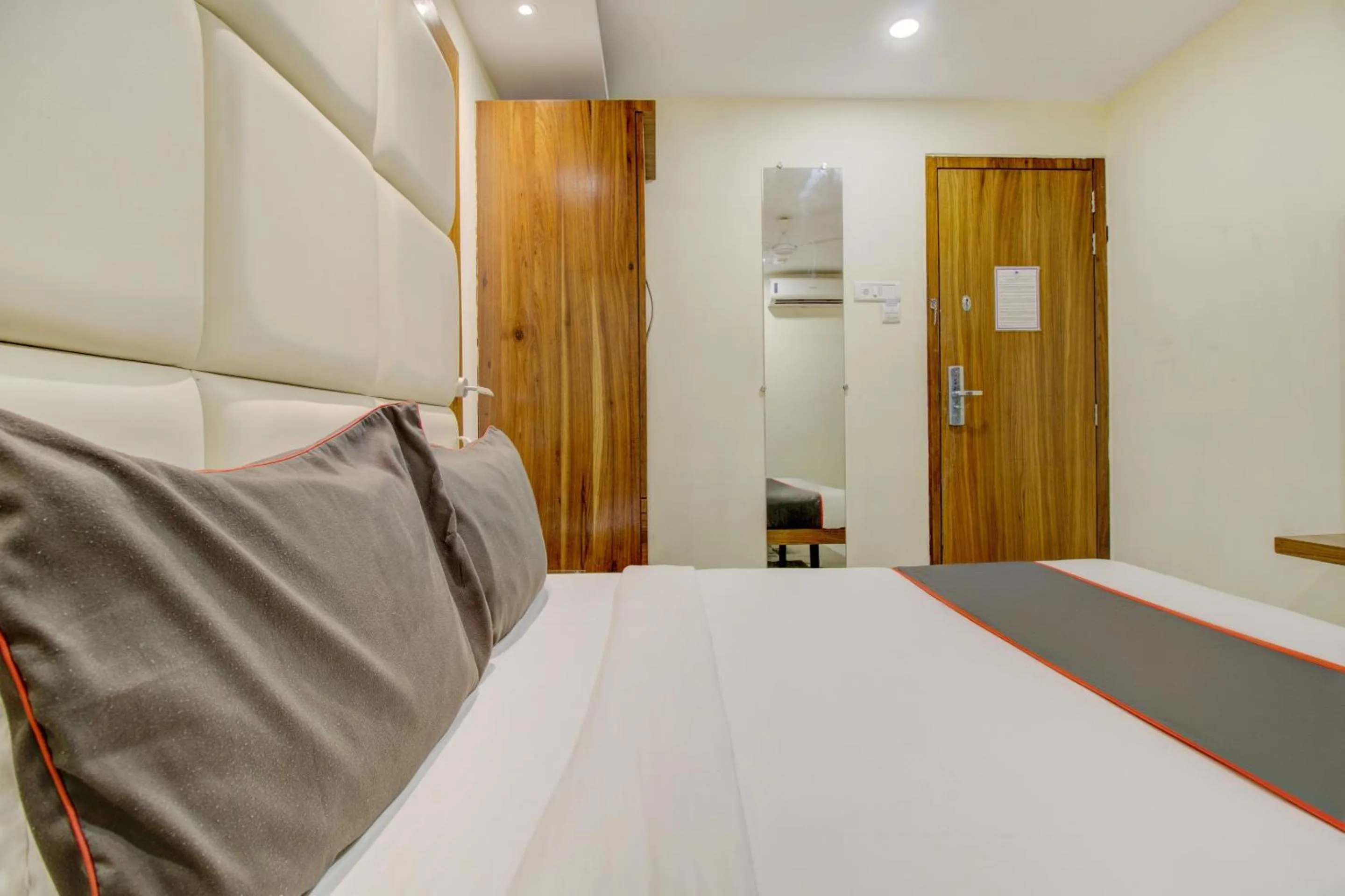 Bedroom, Bed in Hotel O Address Inn