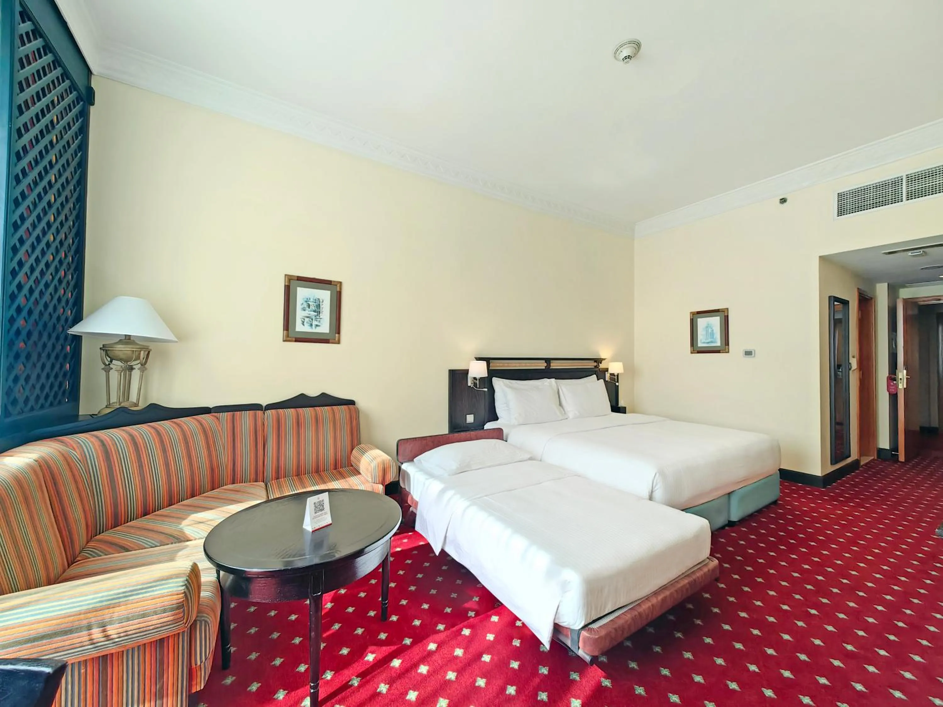 Guests, Bed in Millennium Airport Hotel Dubai