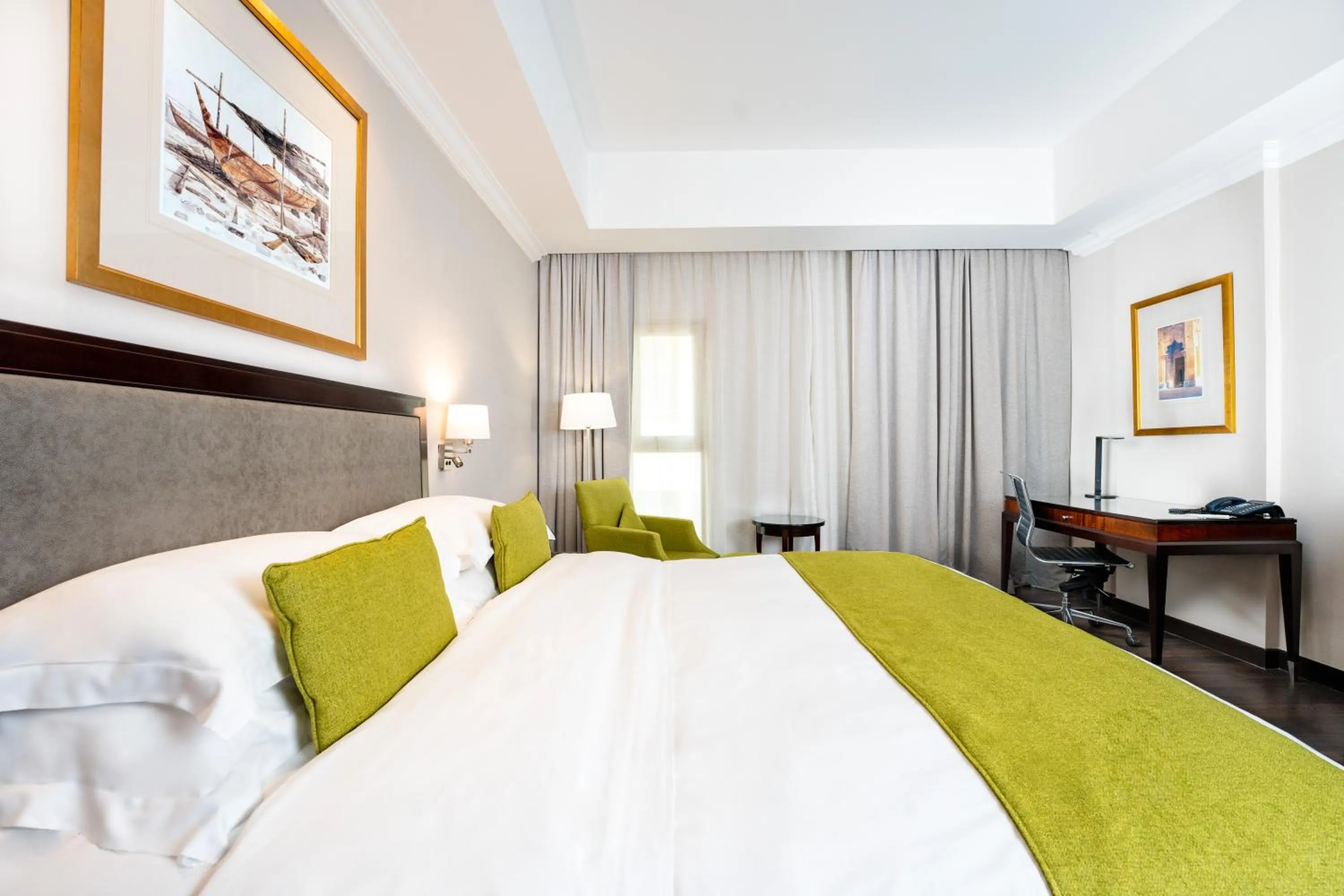 Bed in Millennium Hotel Doha