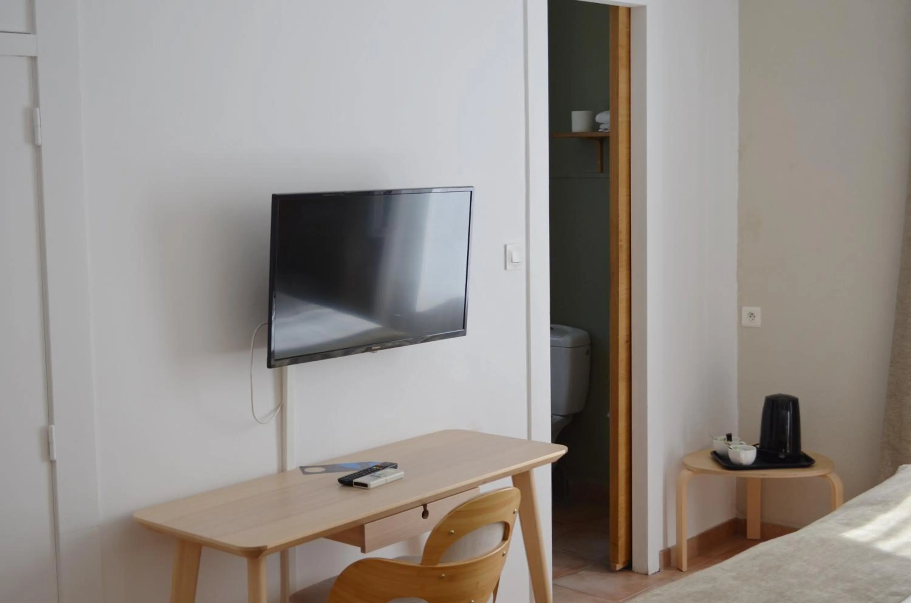 Bed in Hôtel du Parc