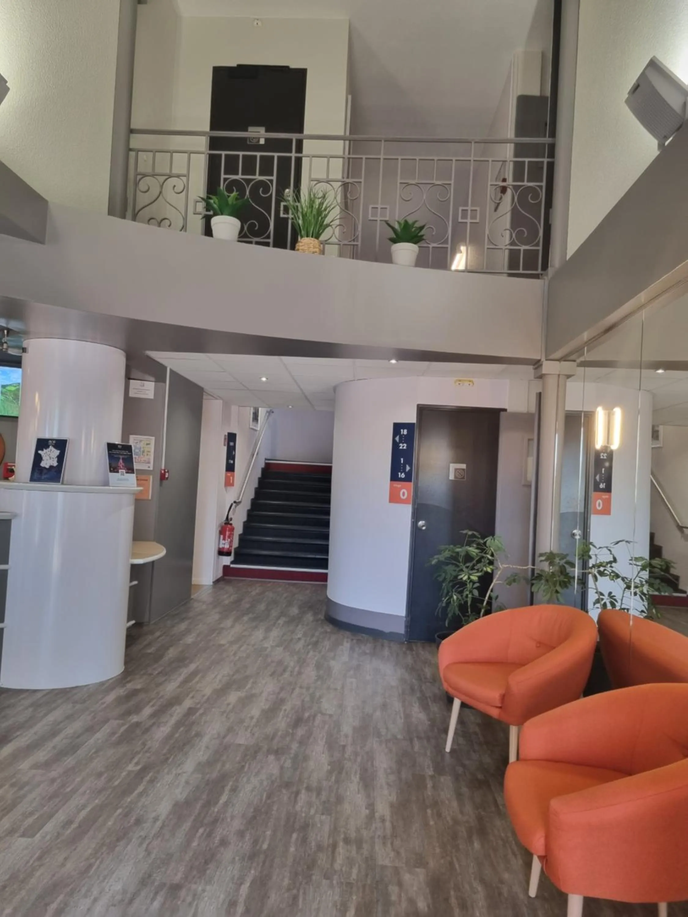 Facade/entrance in ACE Hôtel Travel Fabrègues - A9 Montpellier Sud