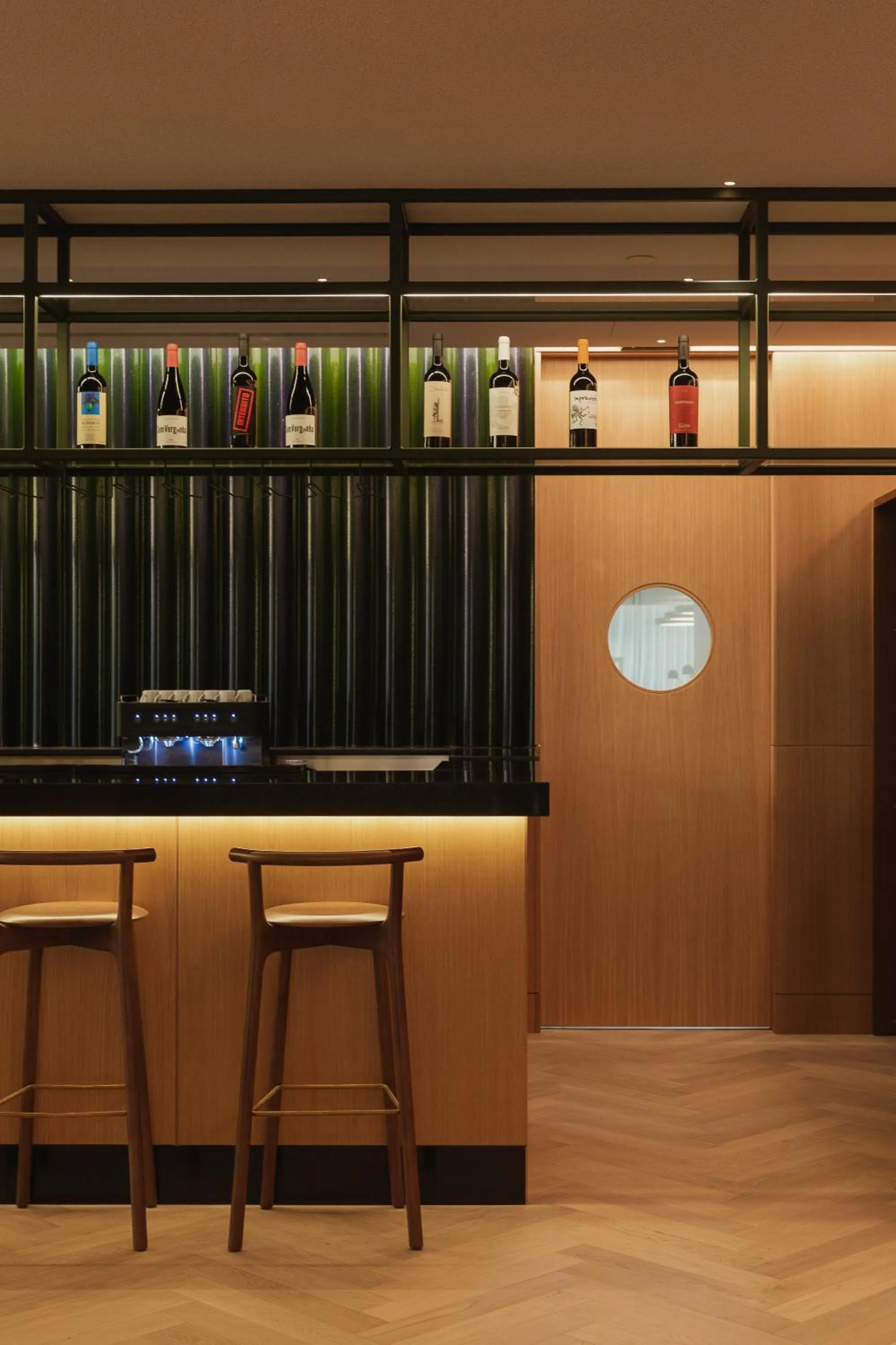 Restaurant/places to eat in Lumen Hotel & The Lisbon Light Show