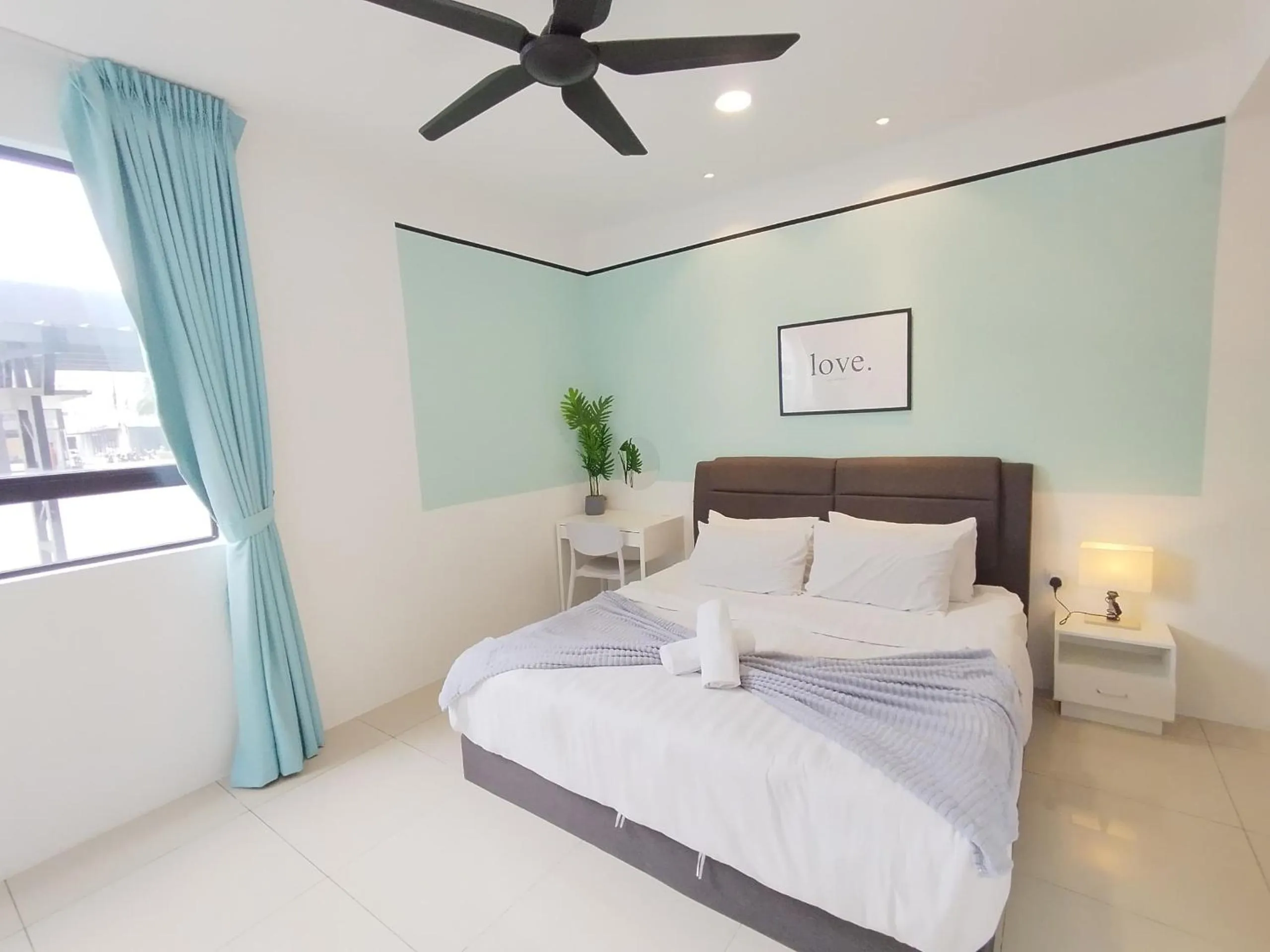 Bedroom, Bed in Ipoh Waterpark Manhattan Premium Suites by IWH Suites