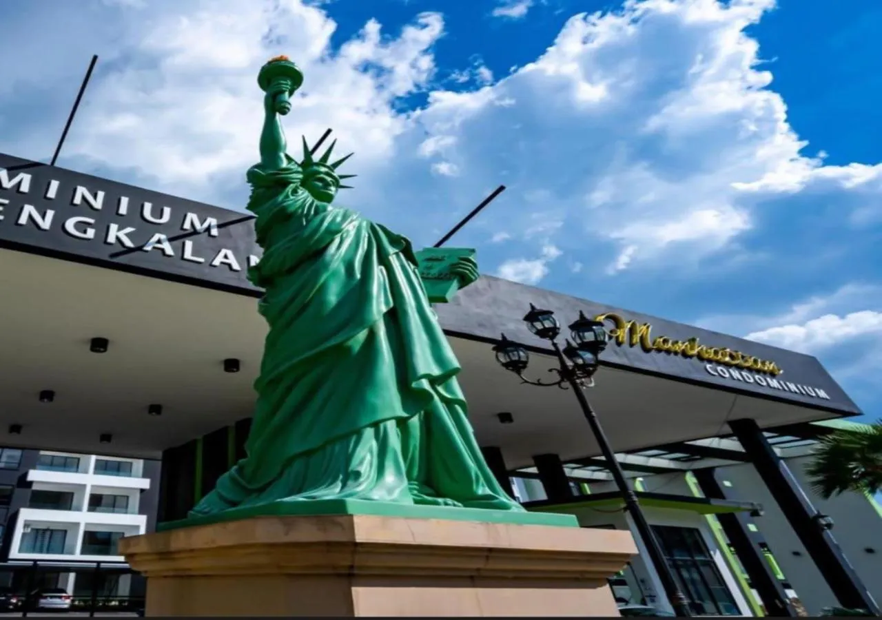 Facade/entrance in Ipoh Waterpark Manhattan Premium Suites by IWH Suites