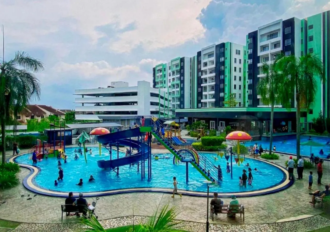 Aqua park in Ipoh Waterpark Manhattan Premium Suites by IWH Suites
