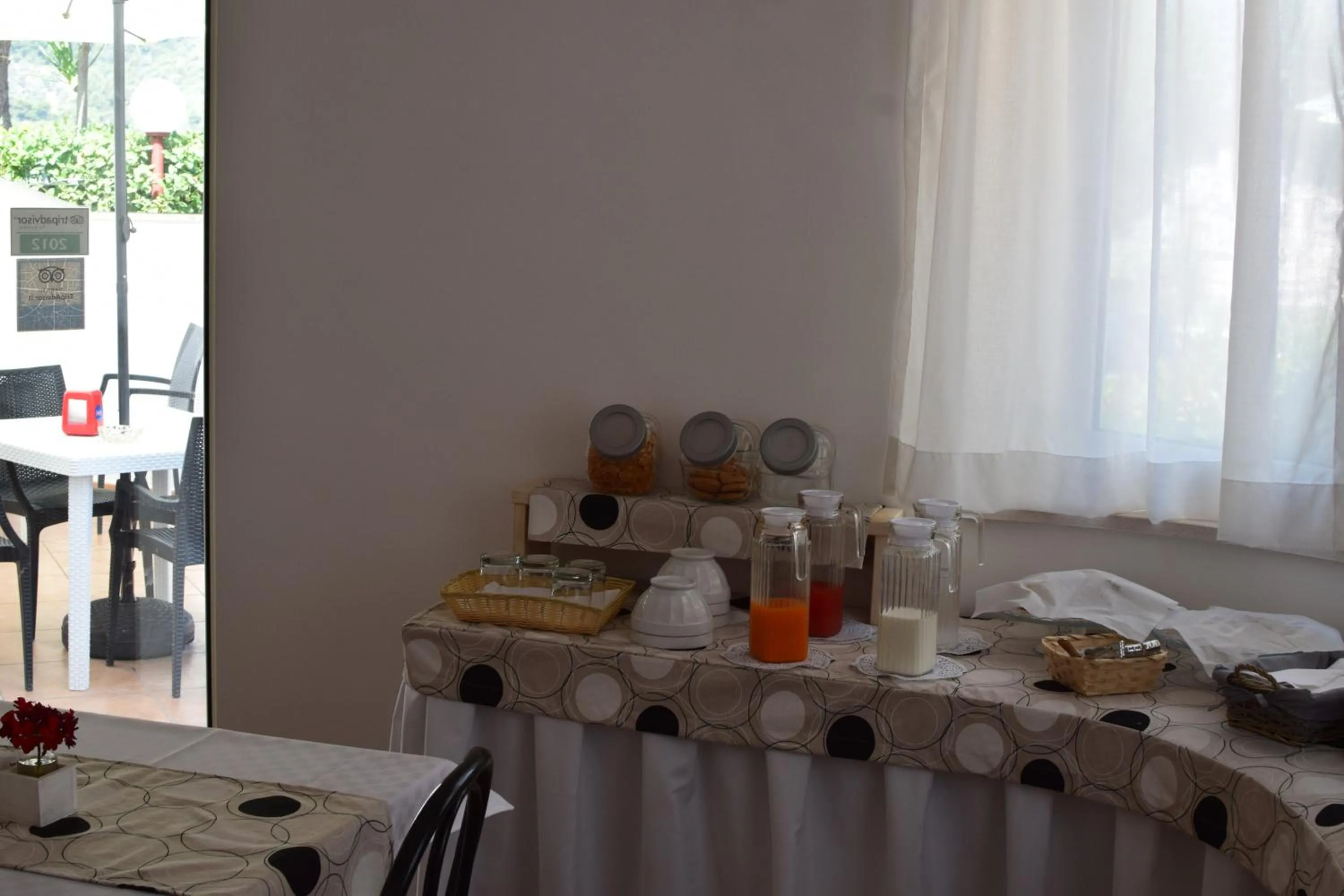 Buffet breakfast in Argeste Club Vacanze