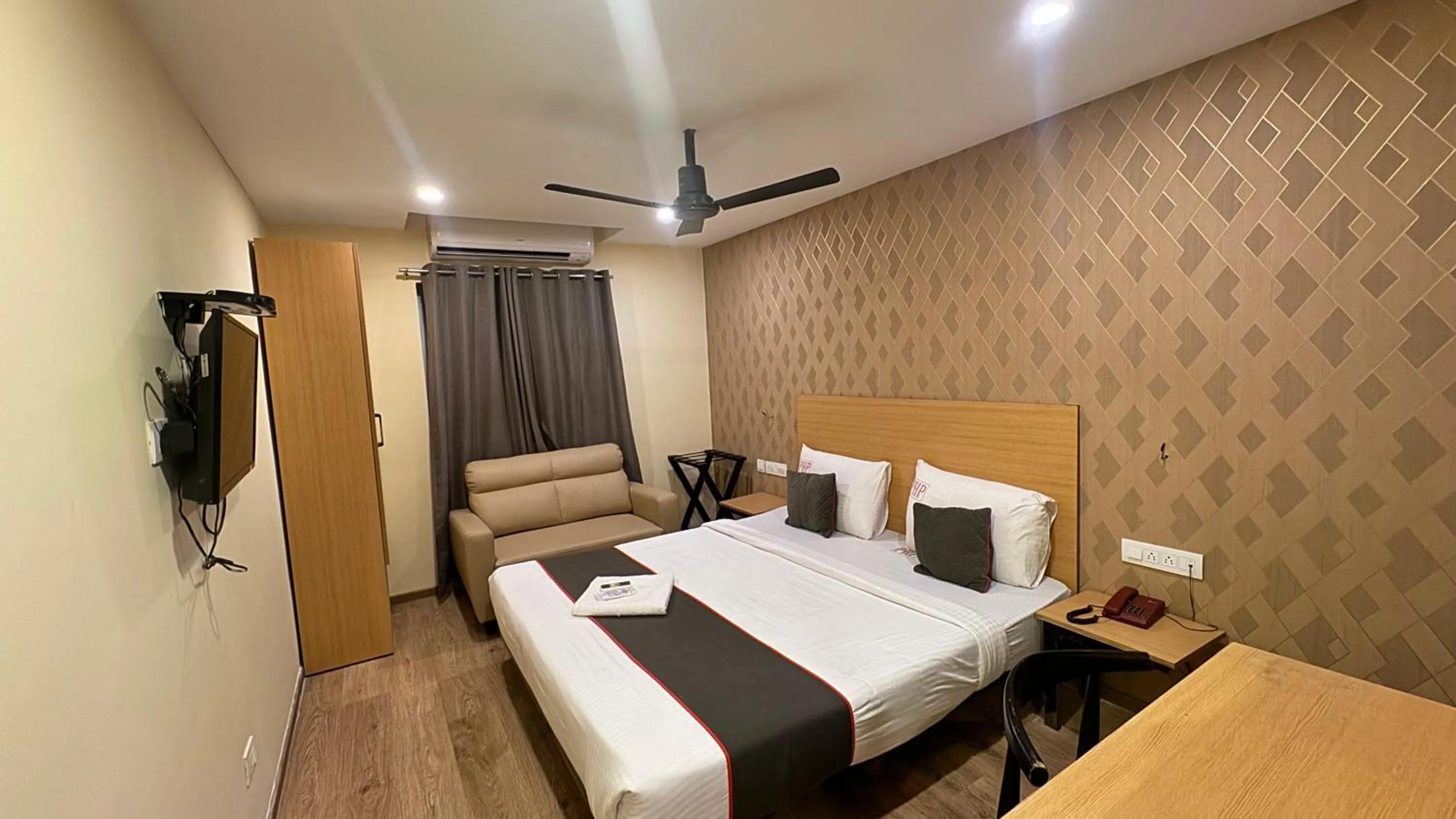 Living room, Bed in PHP BOUTIQUE TOWNHOUSE