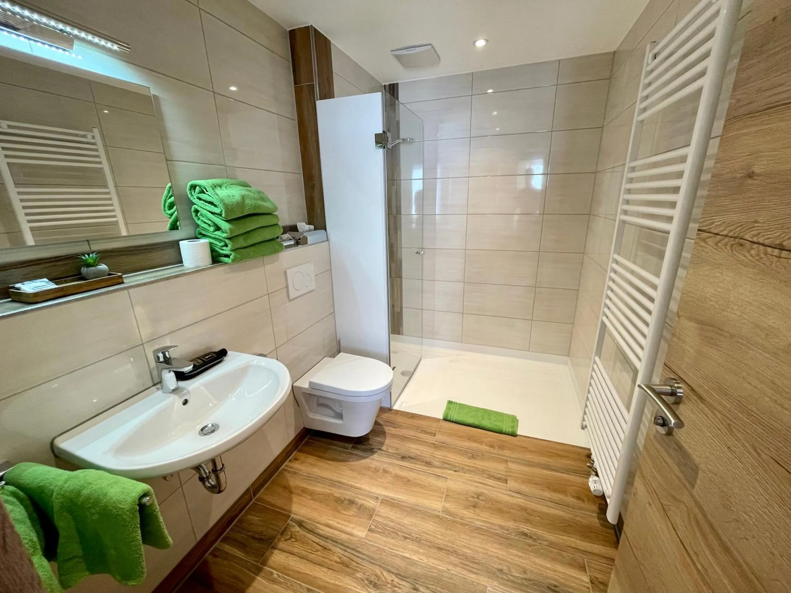 Bathroom in Römercastell Wirtshaus & Hotel