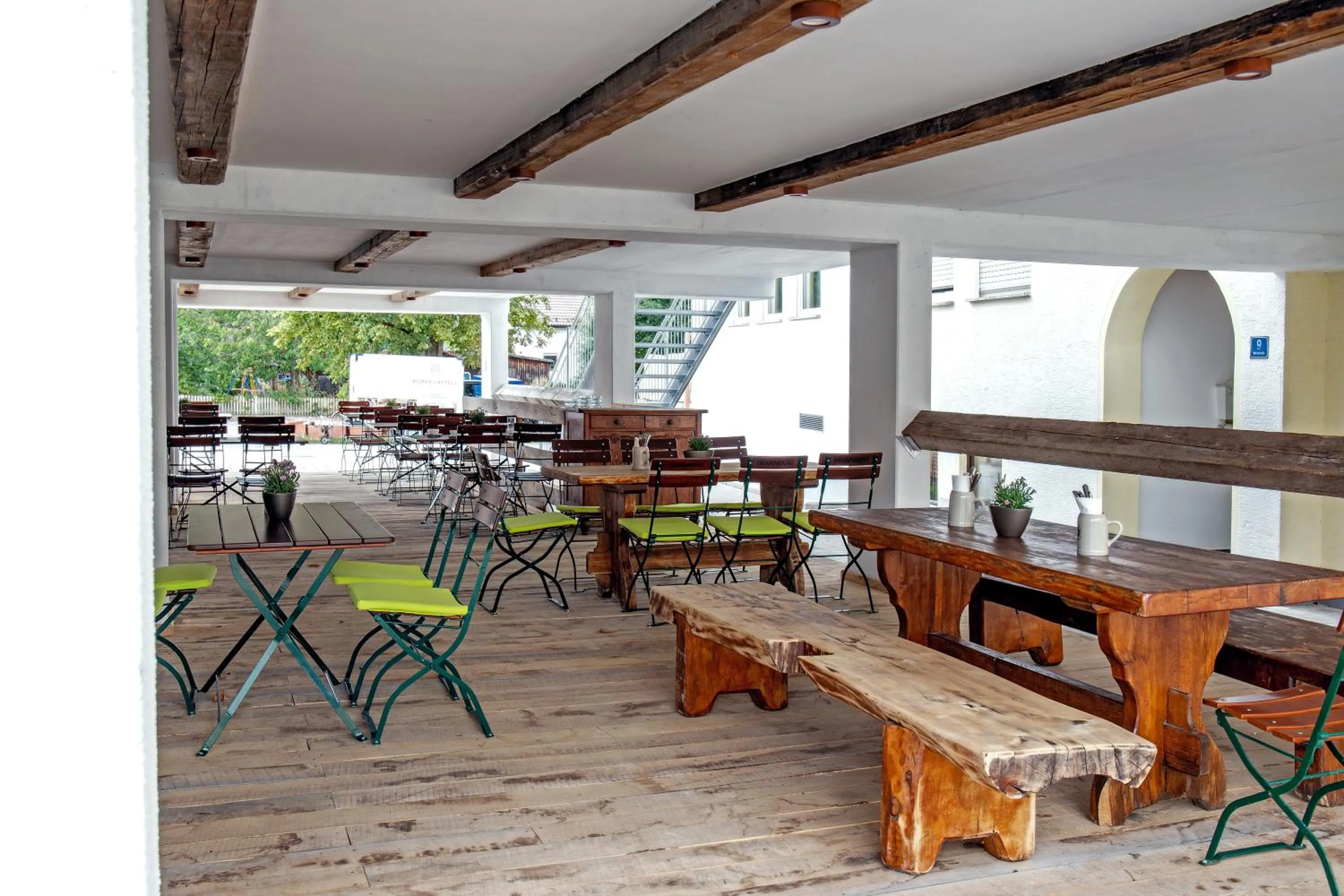 Restaurant/places to eat in Römercastell Wirtshaus & Hotel