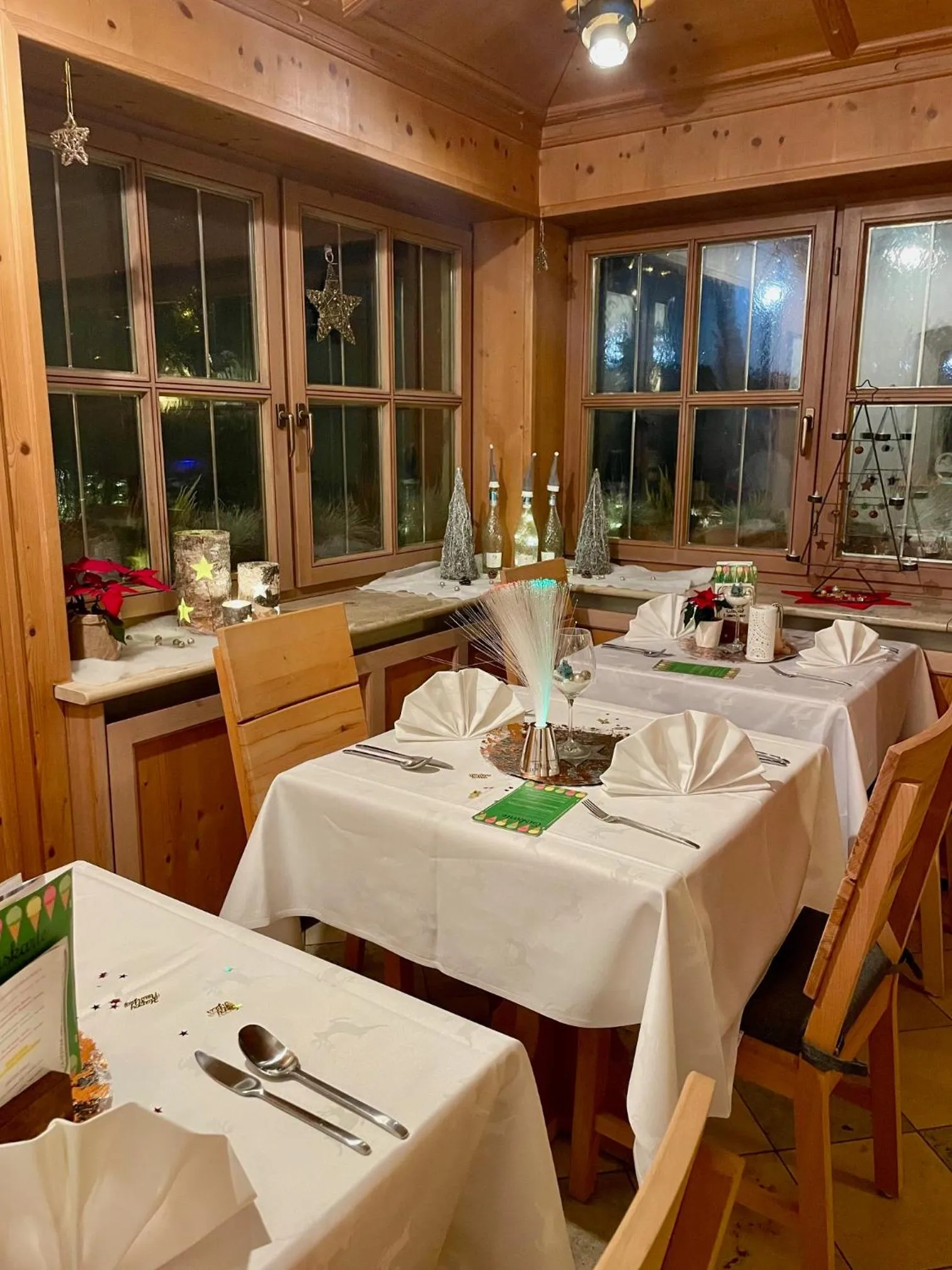 Restaurant/places to eat in Römercastell Wirtshaus & Hotel