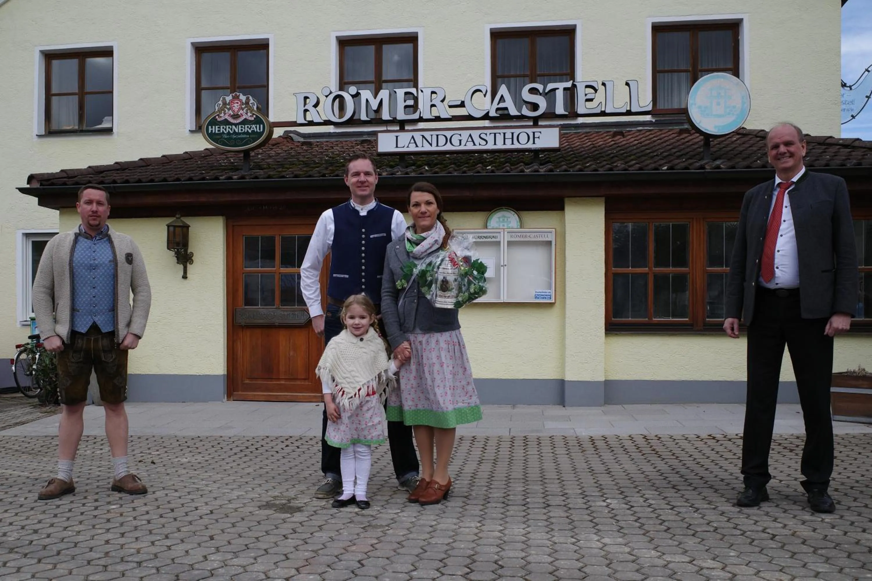 People in Römercastell Wirtshaus & Hotel