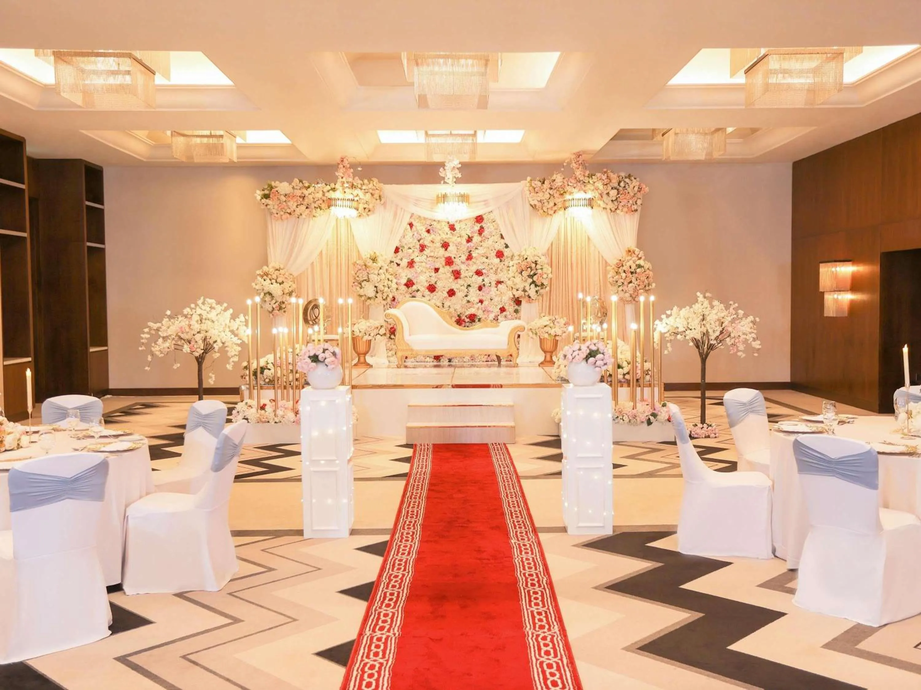 wedding in Pullman Dubai Creek City Centre