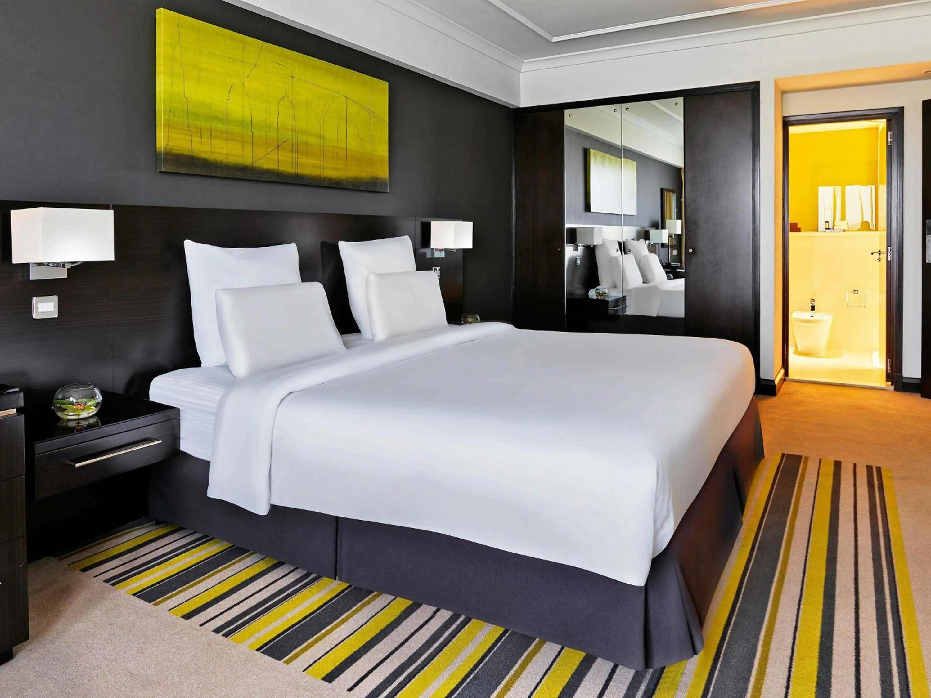 Bedroom, Bed in Pullman Dubai Creek City Centre