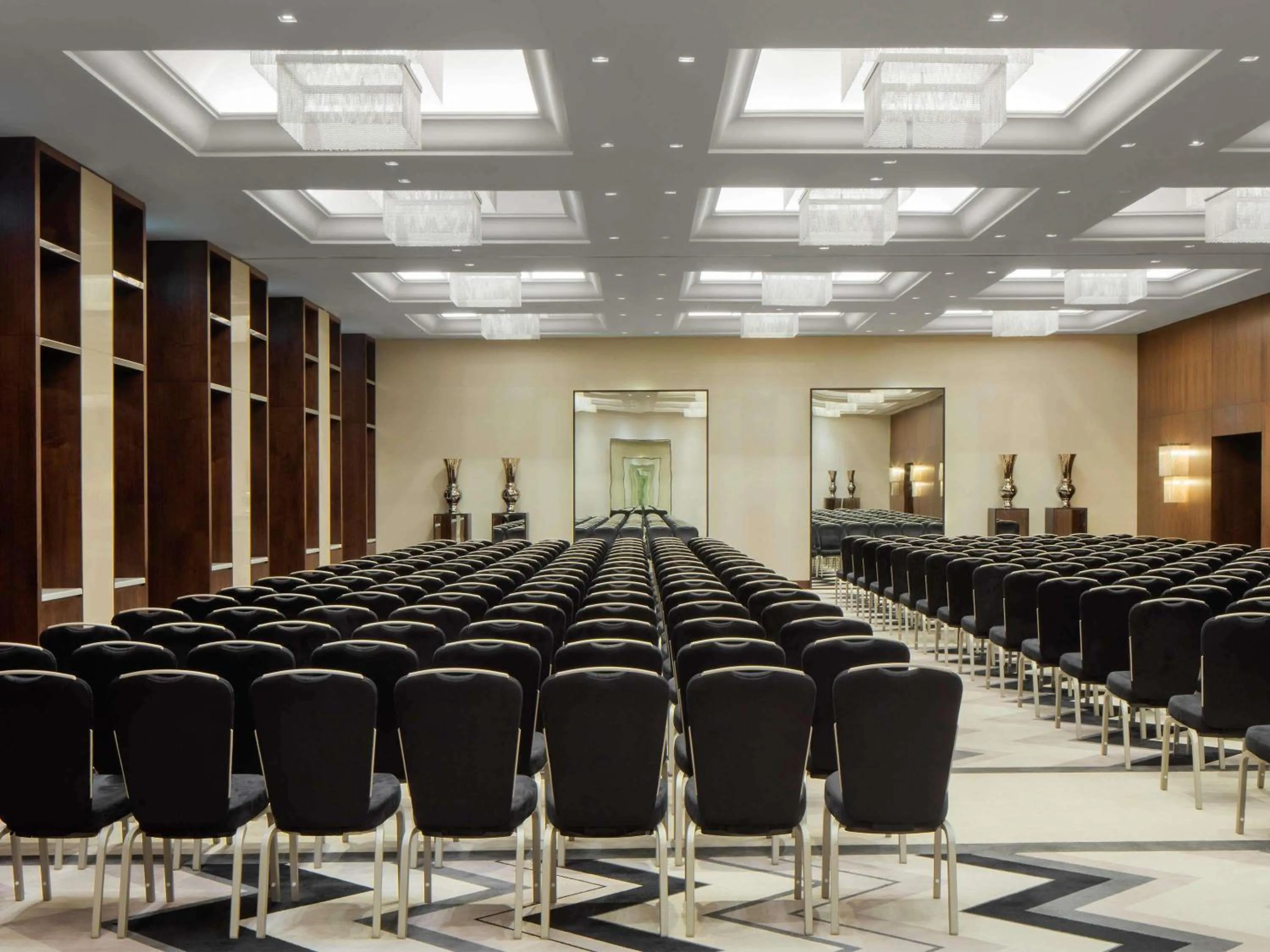 Meeting/conference room in Pullman Dubai Creek City Centre