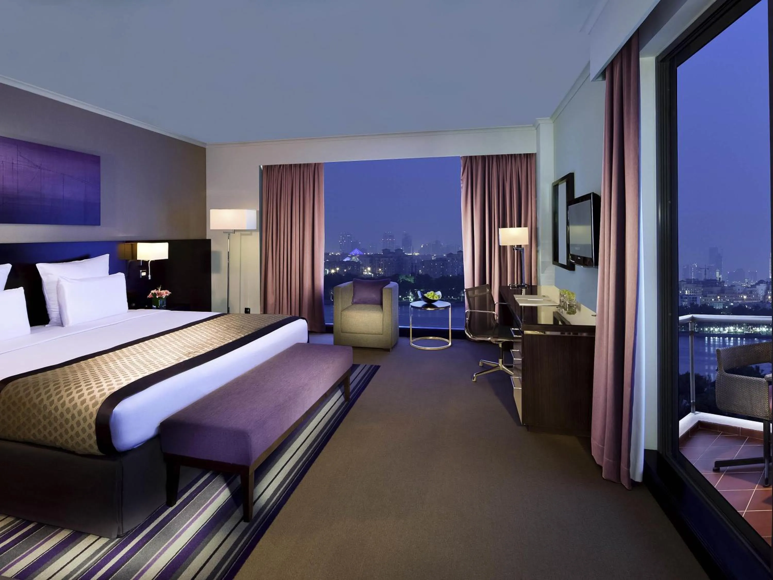 Bedroom, Bed in Pullman Dubai Creek City Centre
