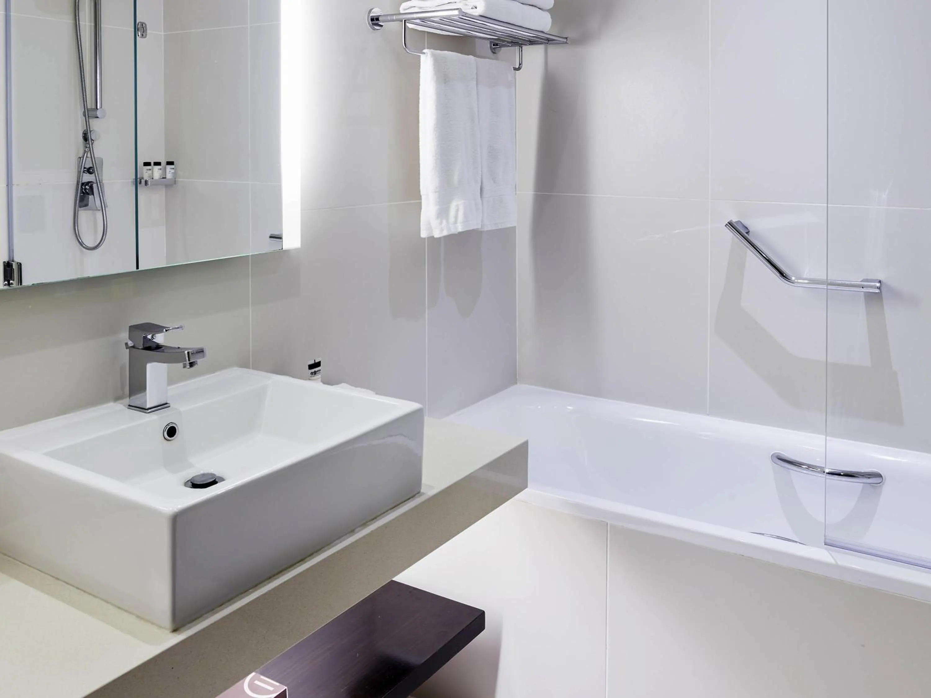 Bedroom in Pullman Dubai Creek City Centre